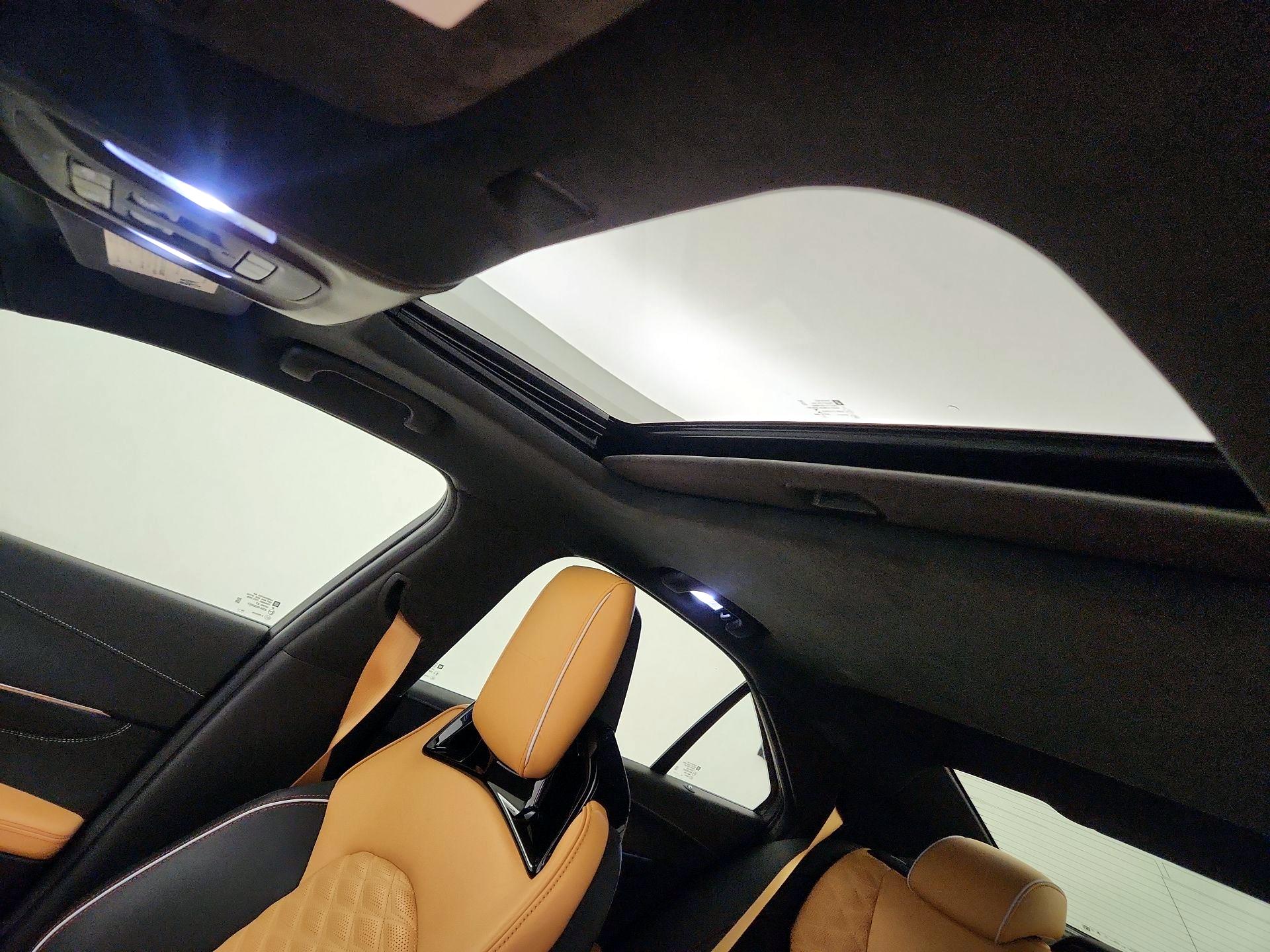 Thumbnail: 2023 Cadillac CT4 - 20