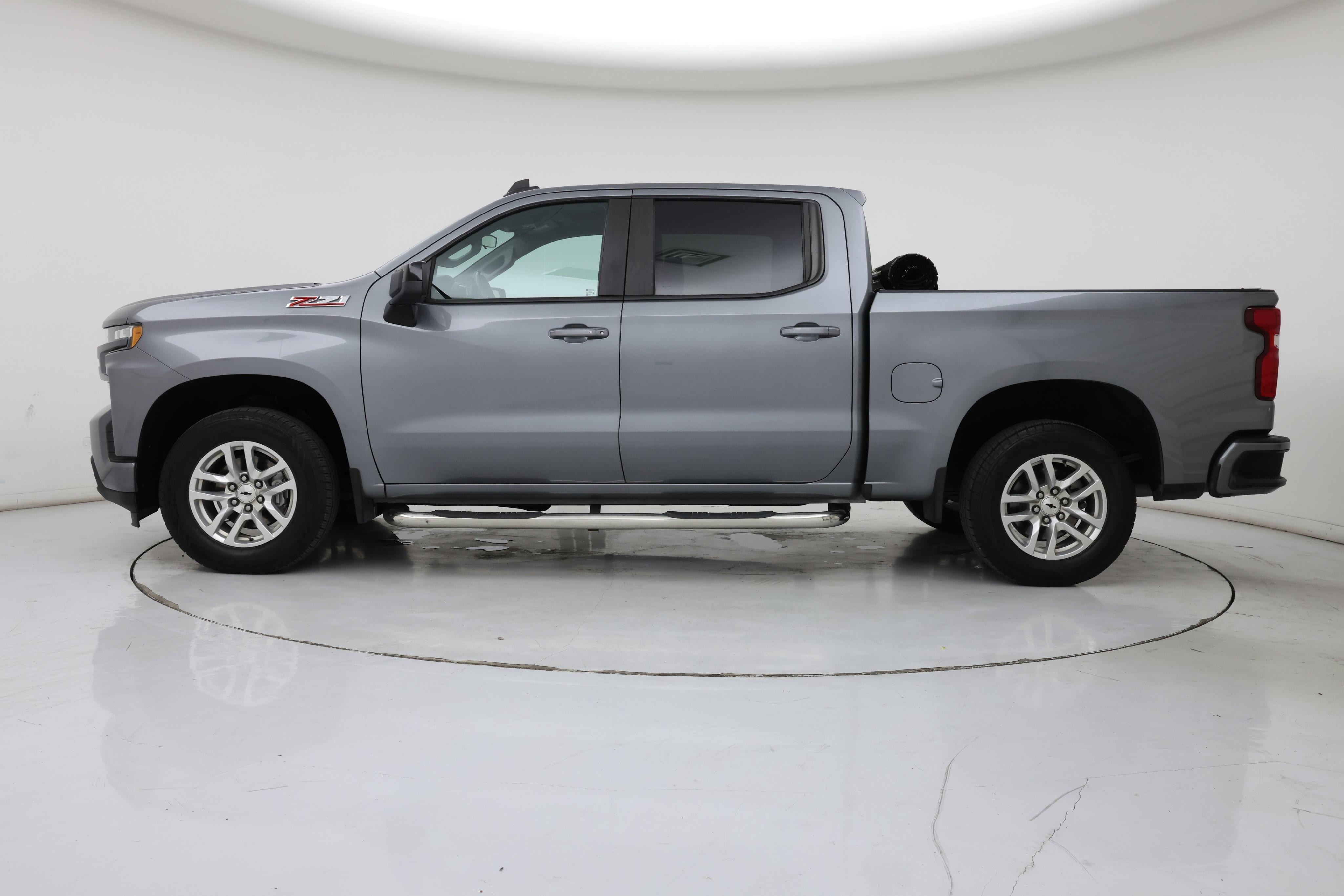 Thumbnail: 2020 Chevrolet Silverado 1500 - 3