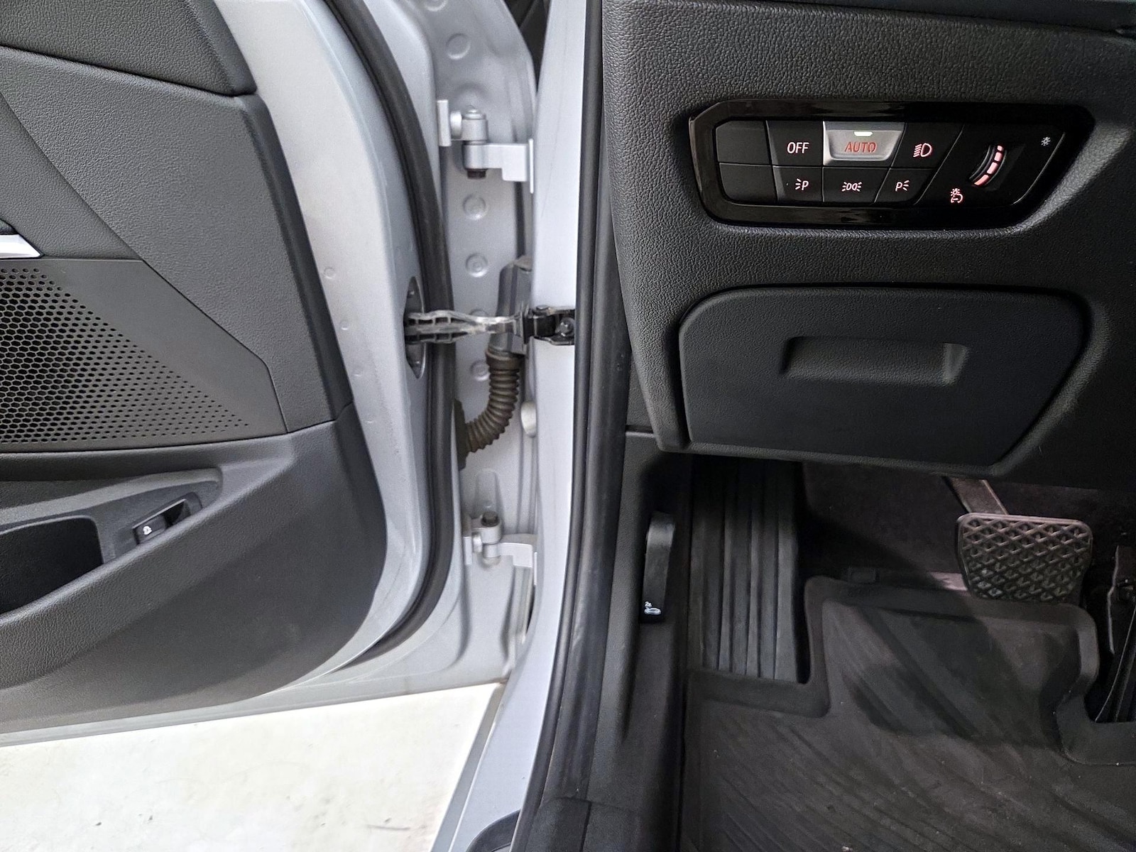 2019 BMW 3 Series 330i - Photo 14