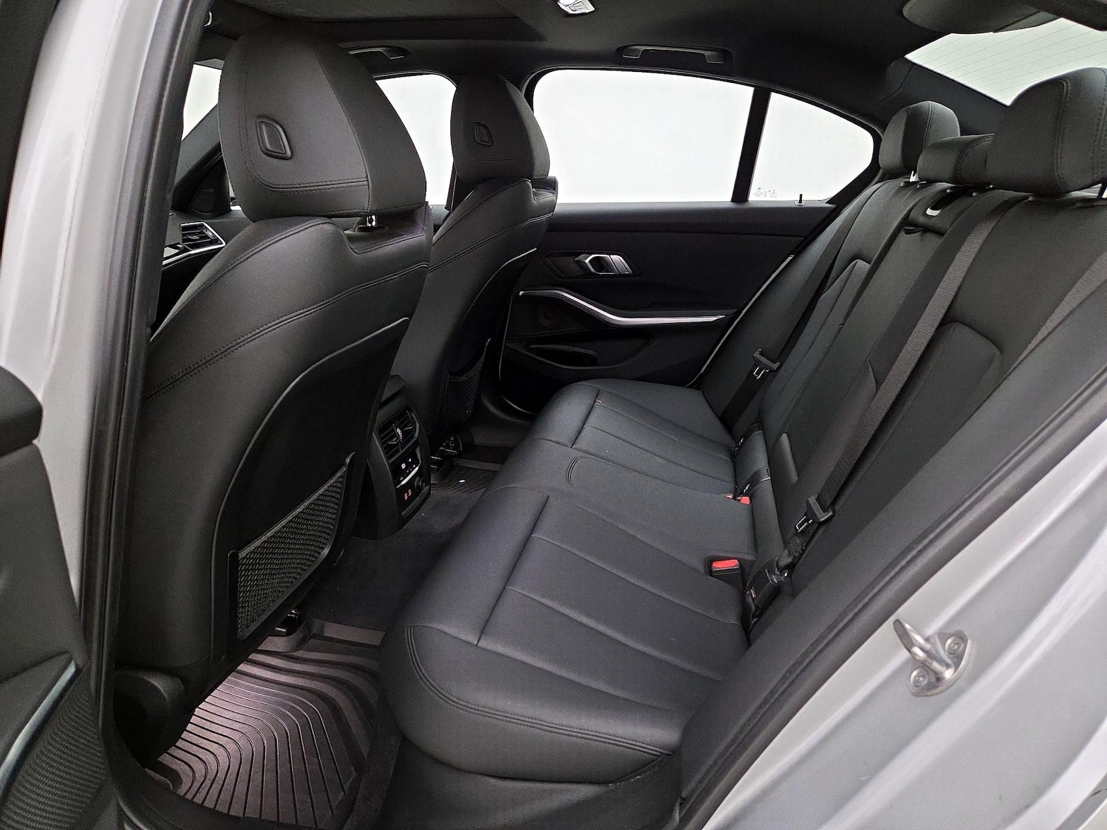 2019 BMW 3 Series 330i - Photo 21