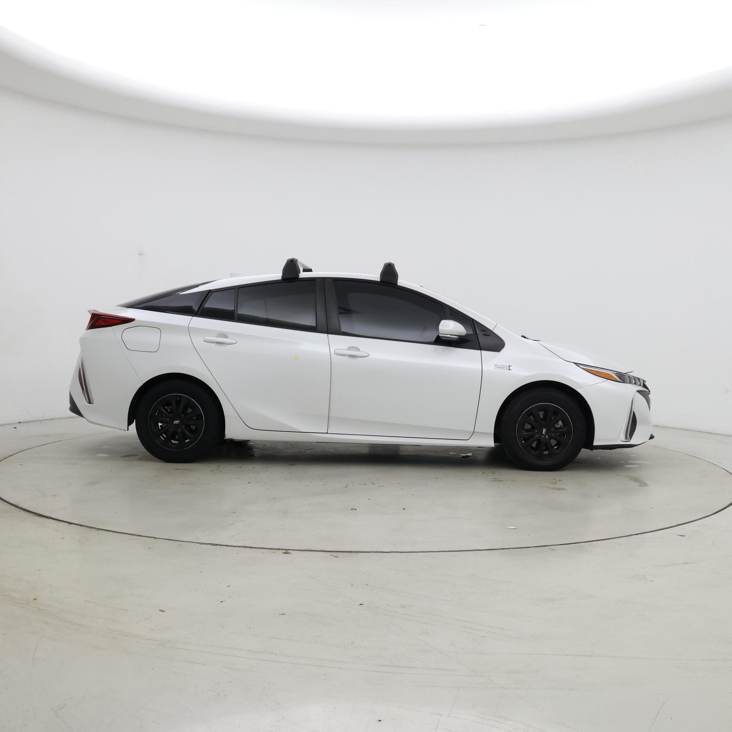 Thumbnail: 2022 Toyota Prius Prime - 7