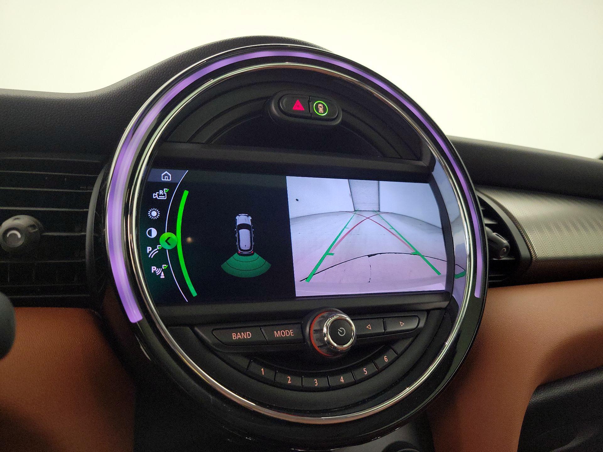 Thumbnail: 2021 MINI Cooper Hardtop - 15