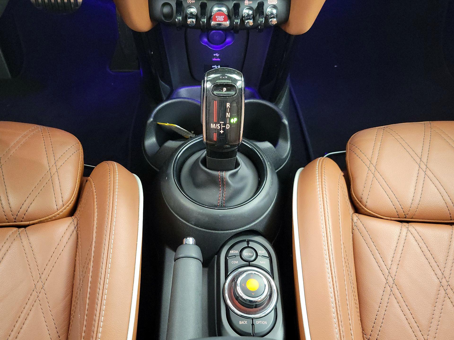 Thumbnail: 2021 MINI Cooper Hardtop - 18