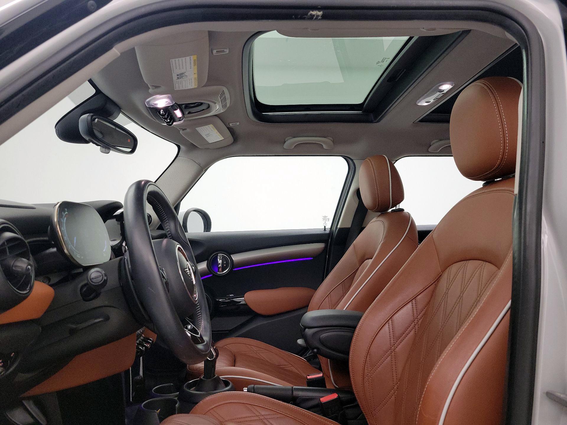 Thumbnail: 2021 MINI Cooper Hardtop - 19