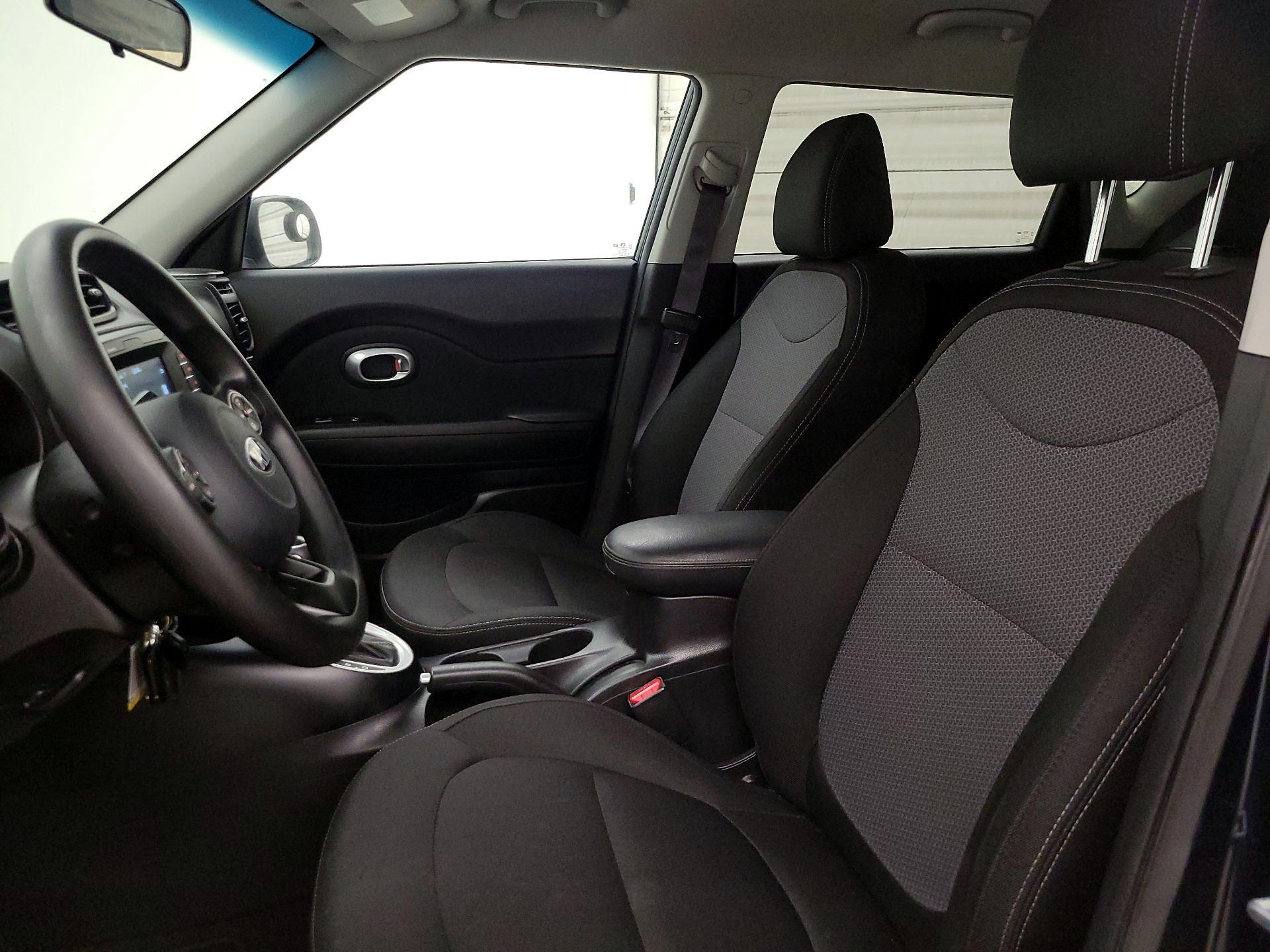 Thumbnail: 2018 Kia Soul - 11