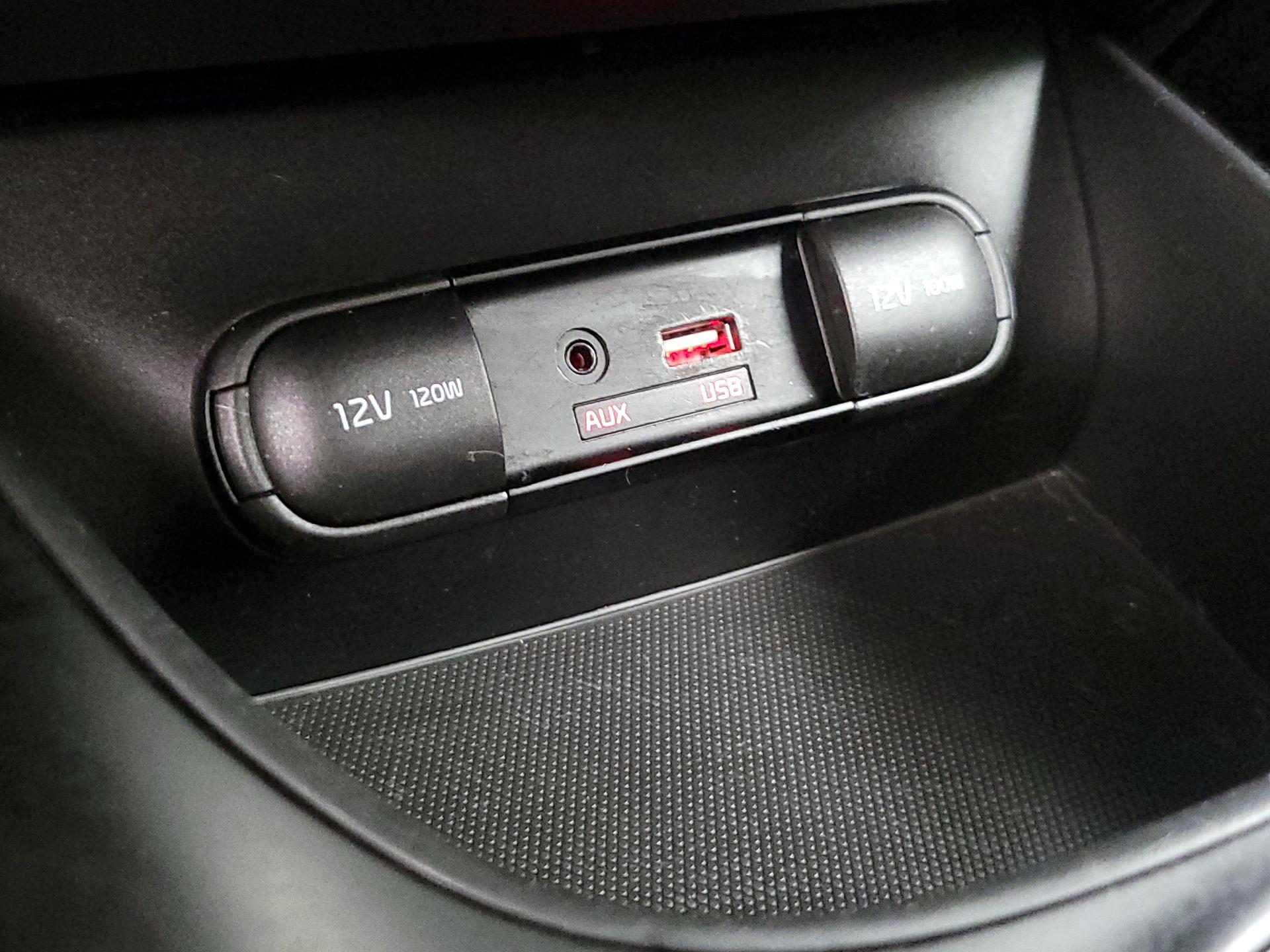 Thumbnail: 2018 Kia Soul - 18