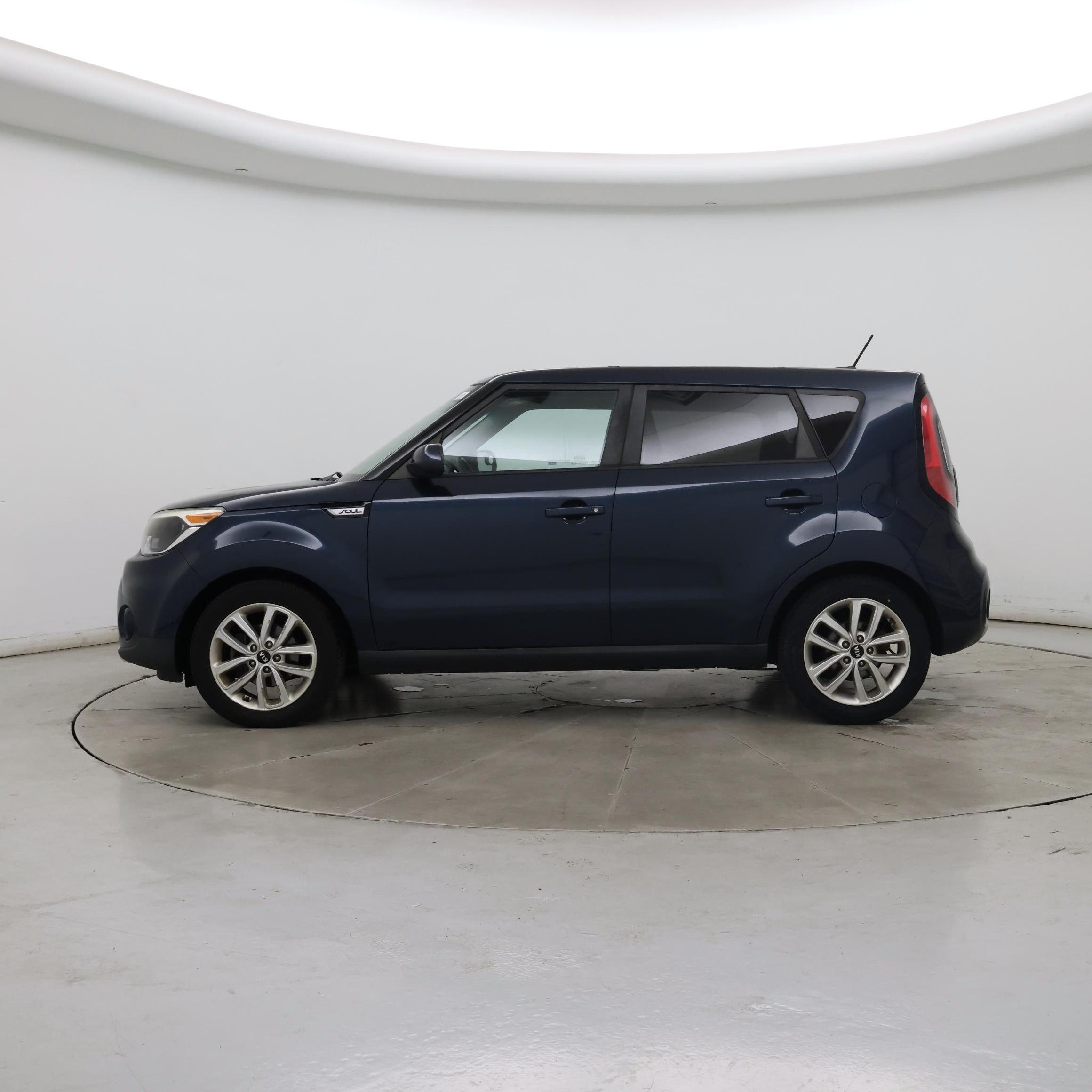 Thumbnail: 2018 Kia Soul - 3