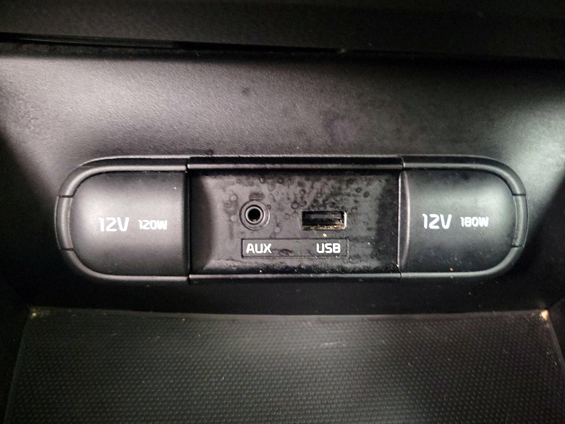 Thumbnail: 2014 Kia Soul - 17