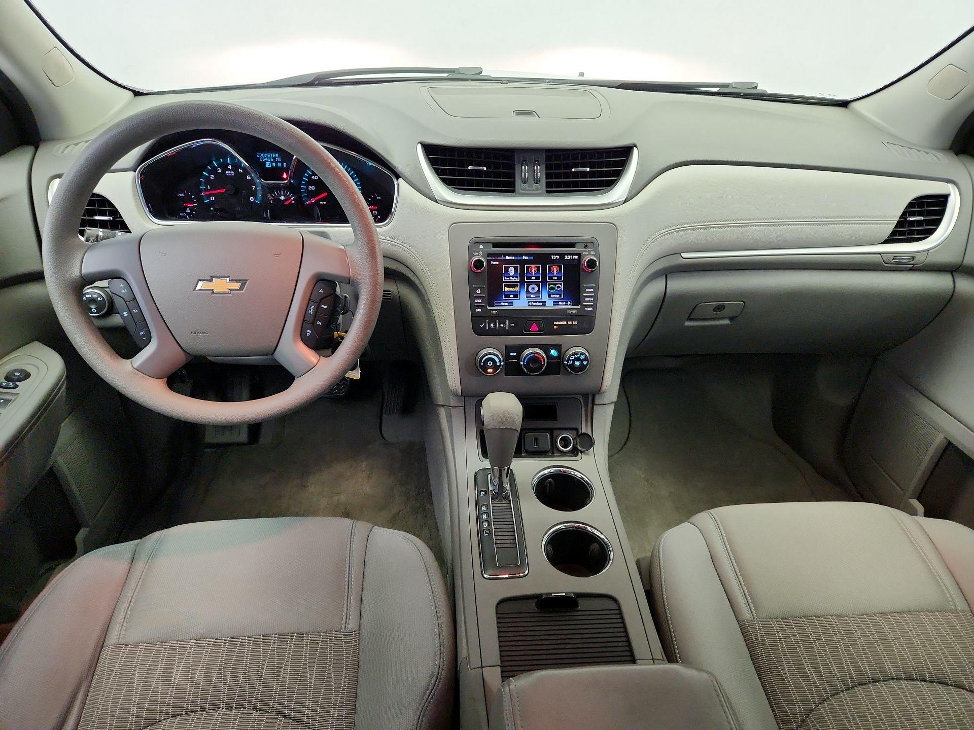 Thumbnail: 2017 Chevrolet Traverse - 9