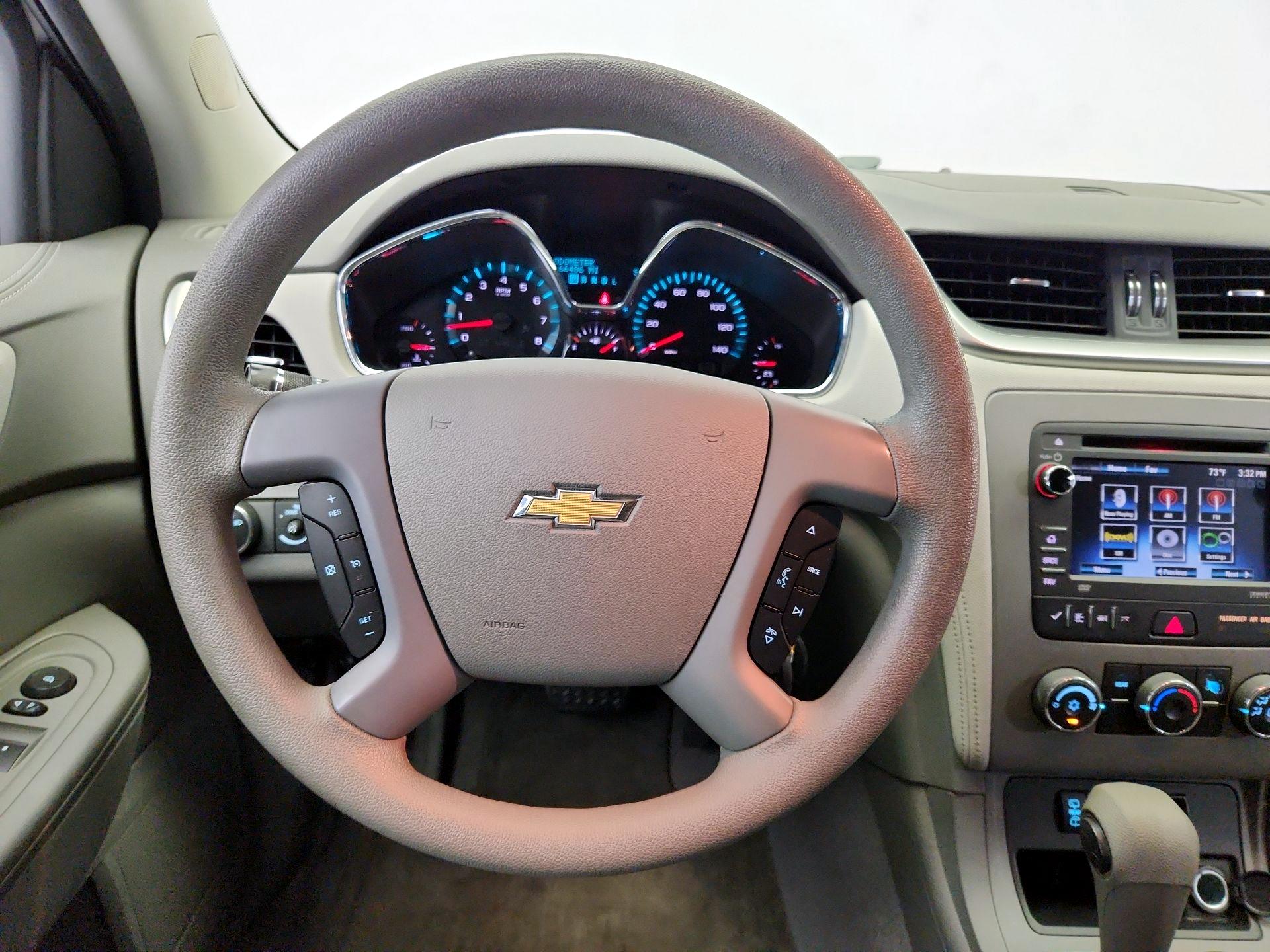 Thumbnail: 2017 Chevrolet Traverse - 10