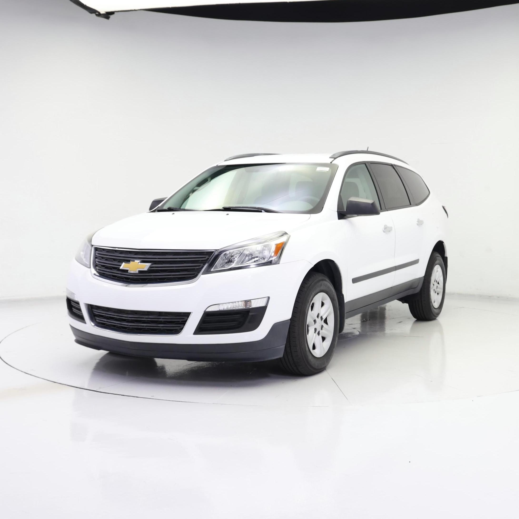 Thumbnail: 2017 Chevrolet Traverse - 4