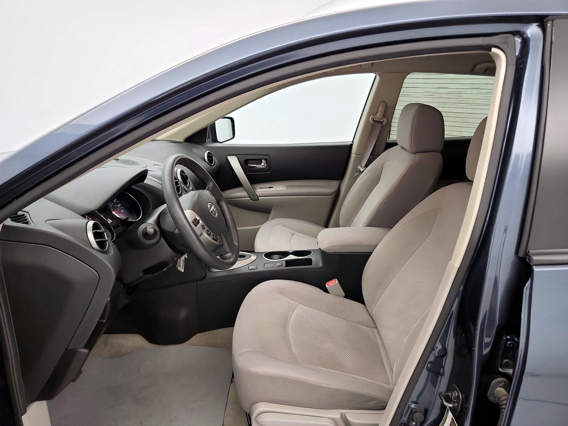 Thumbnail: 2015 Nissan Rogue - 11