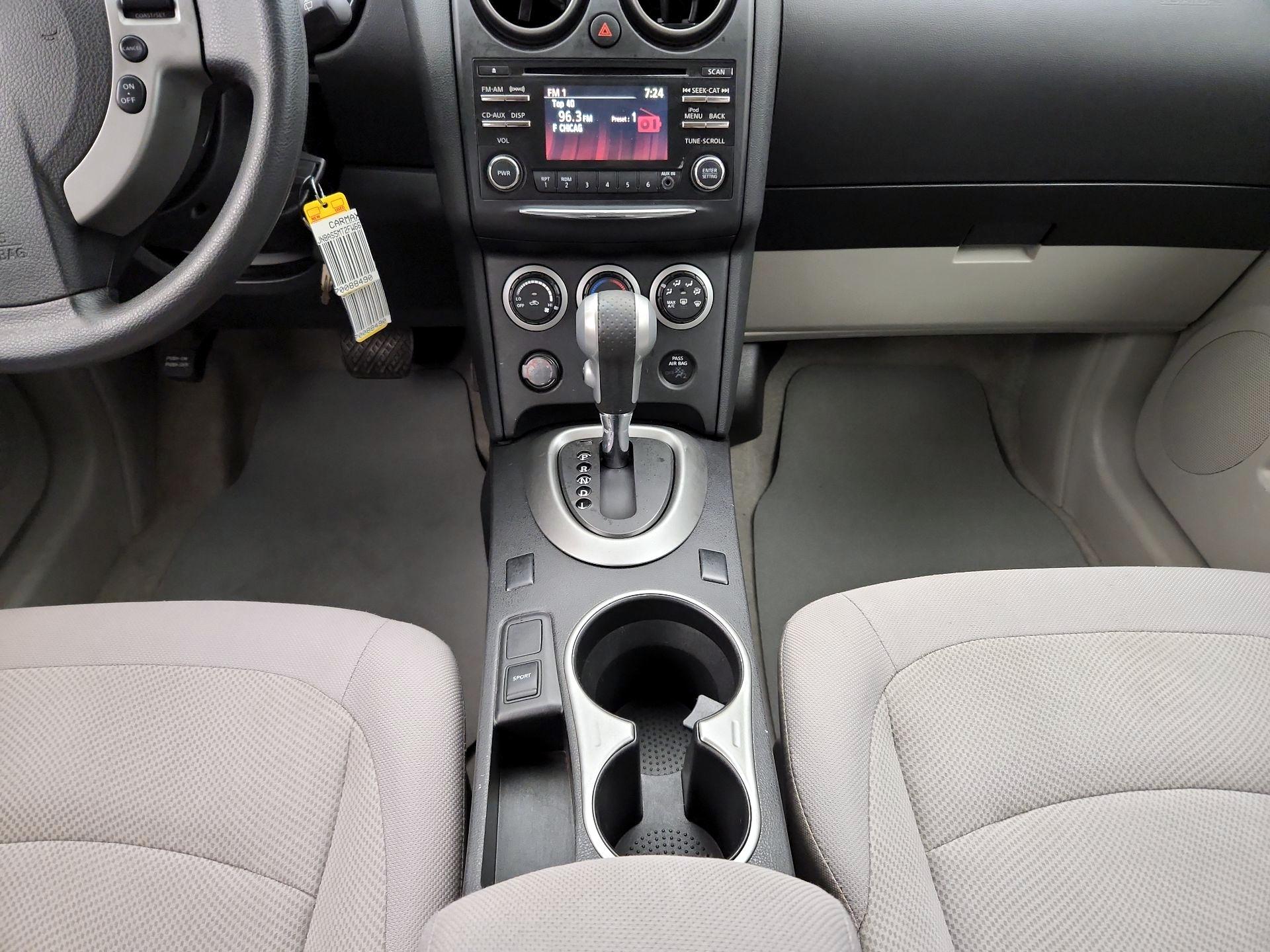 Thumbnail: 2015 Nissan Rogue - 17