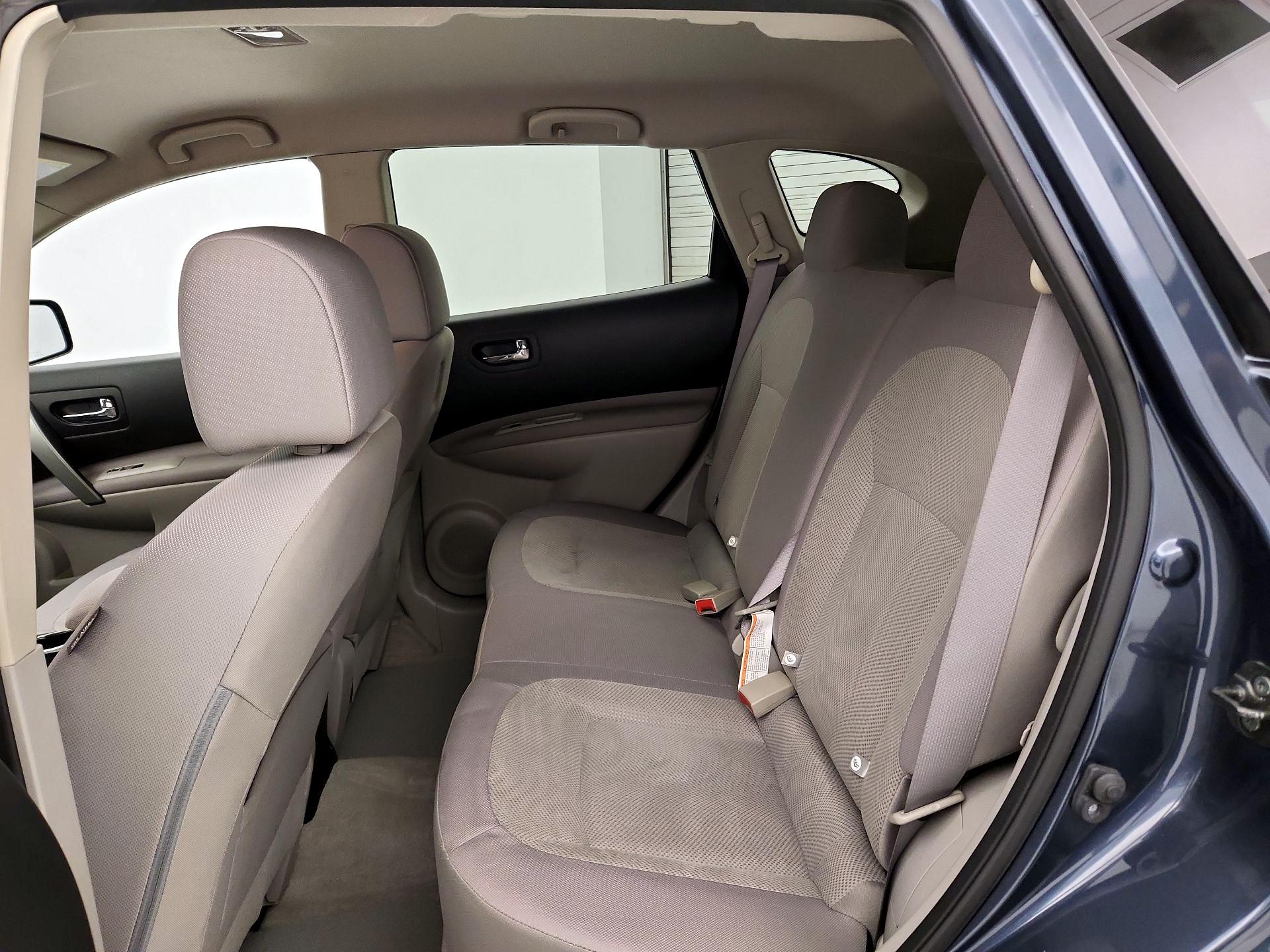 Thumbnail: 2015 Nissan Rogue - 19
