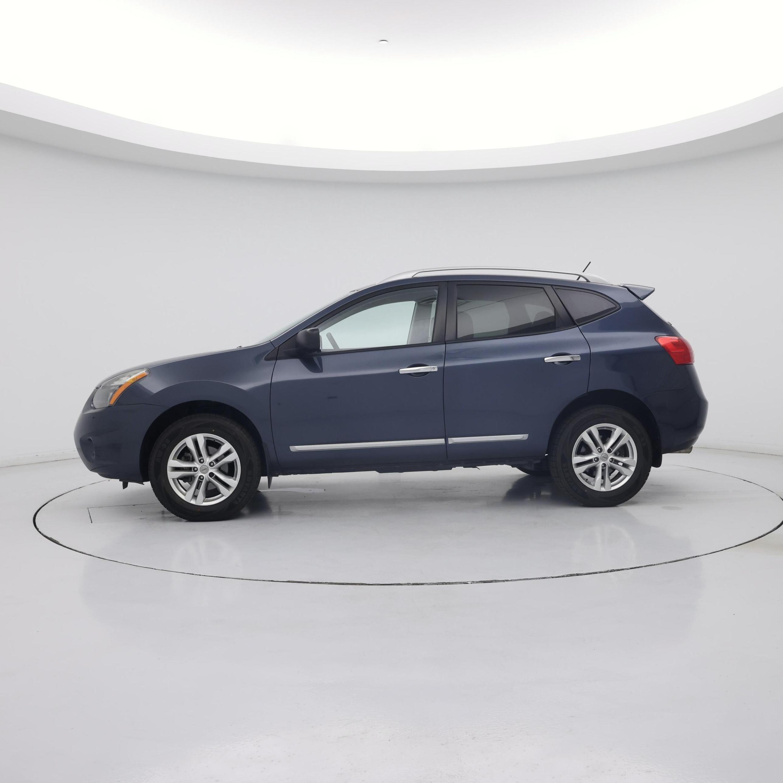 Thumbnail: 2015 Nissan Rogue - 3