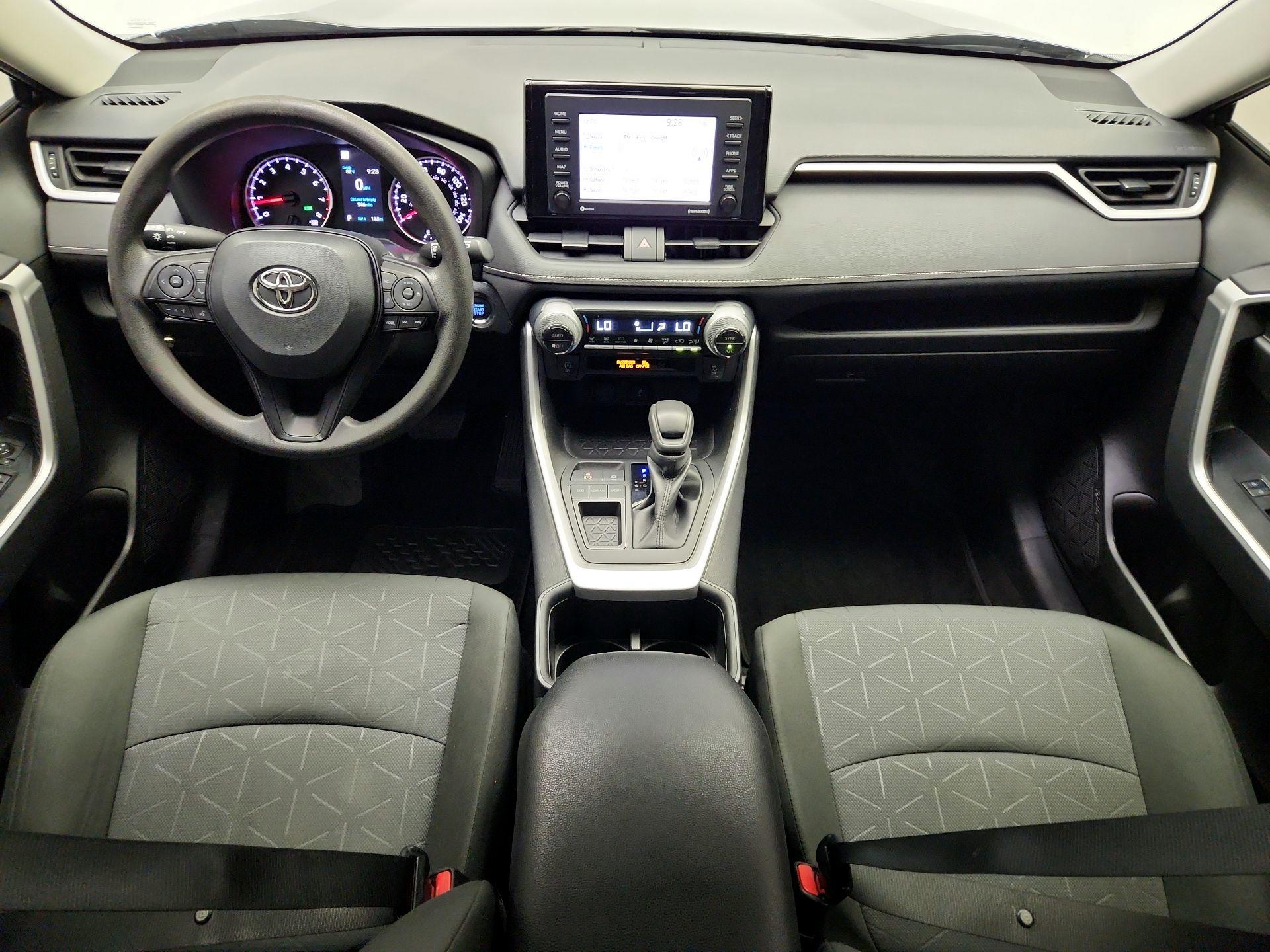 Thumbnail: 2022 Toyota RAV4 - 9