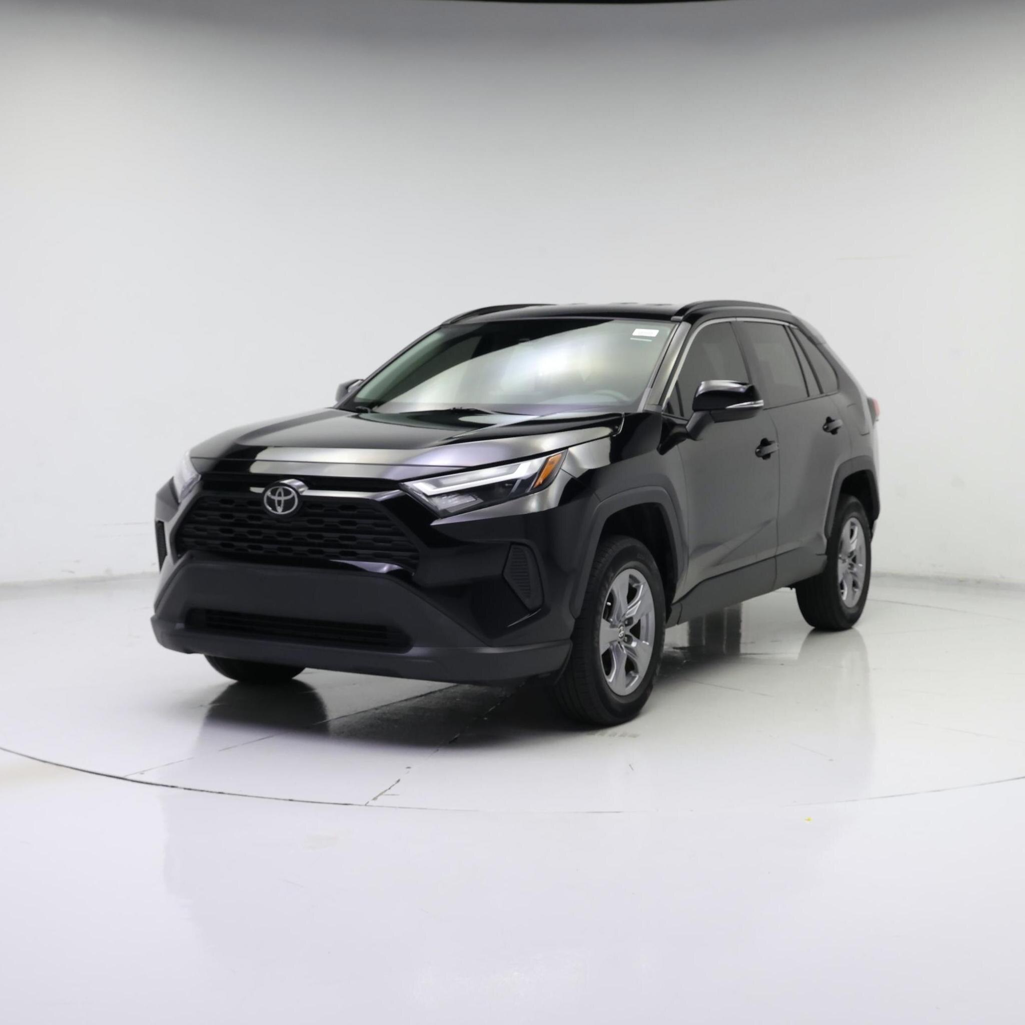 Thumbnail: 2022 Toyota RAV4 - 4