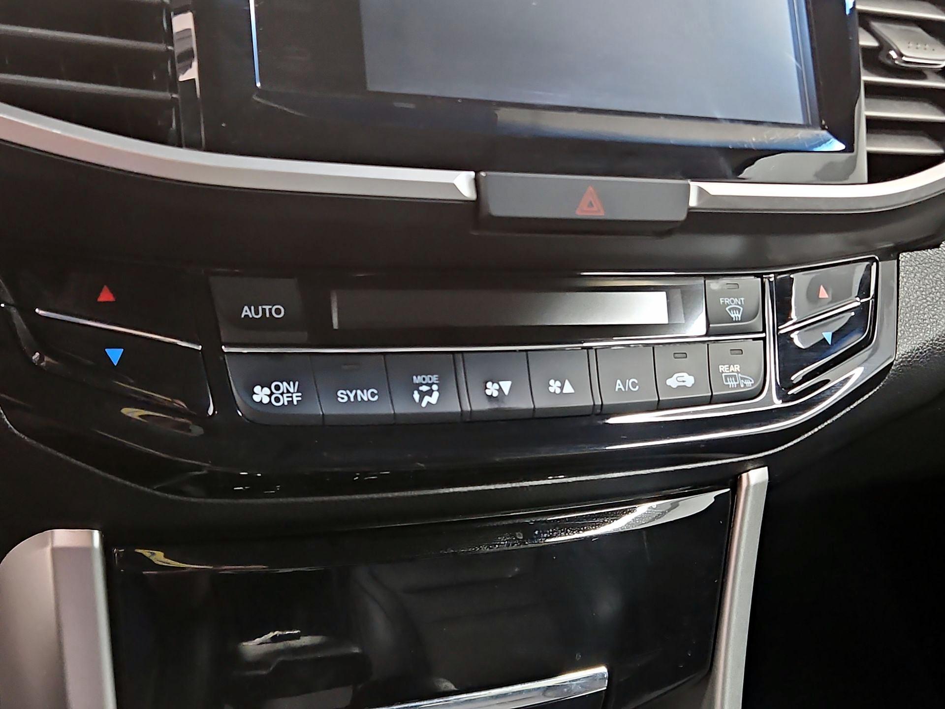 Thumbnail: 2017 Honda Accord - 16