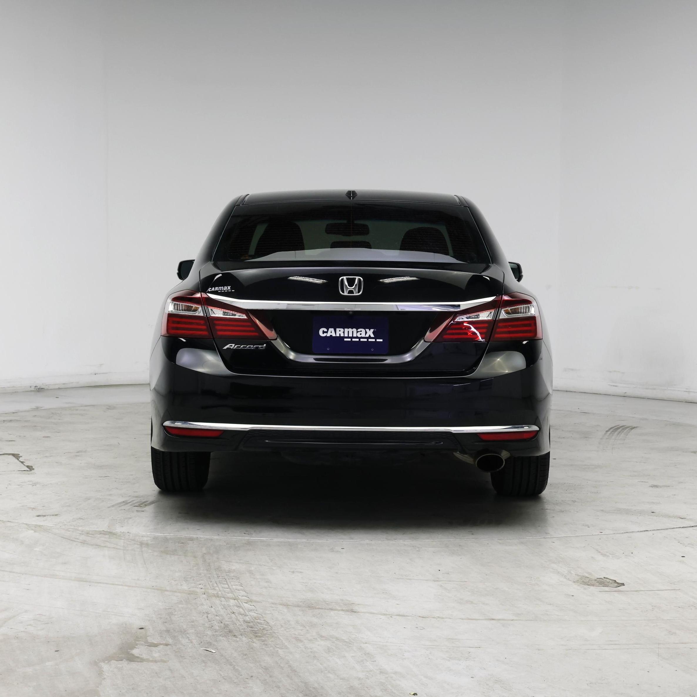 Thumbnail: 2017 Honda Accord - 6