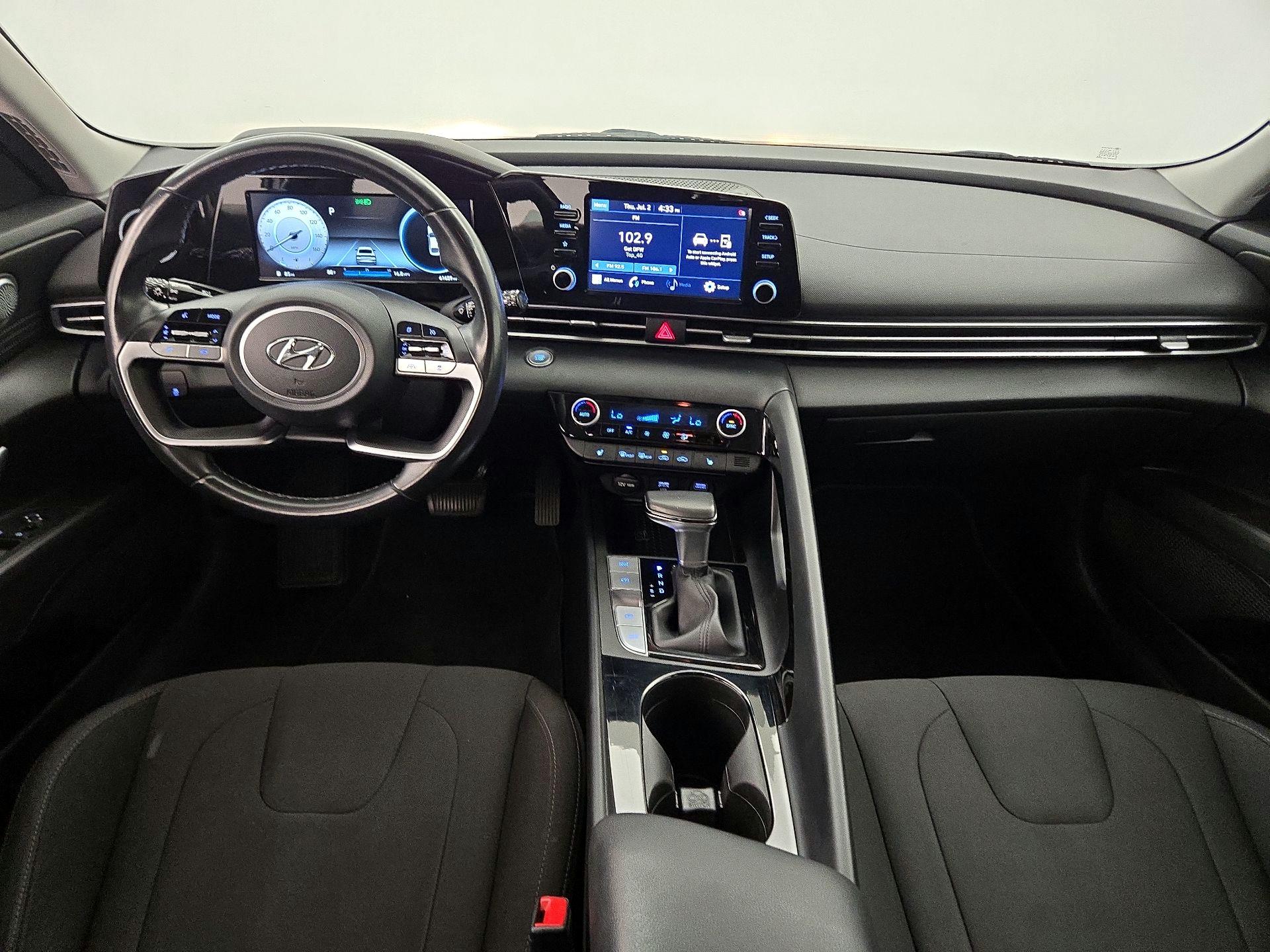 Thumbnail: 2021 Hyundai Elantra - 9