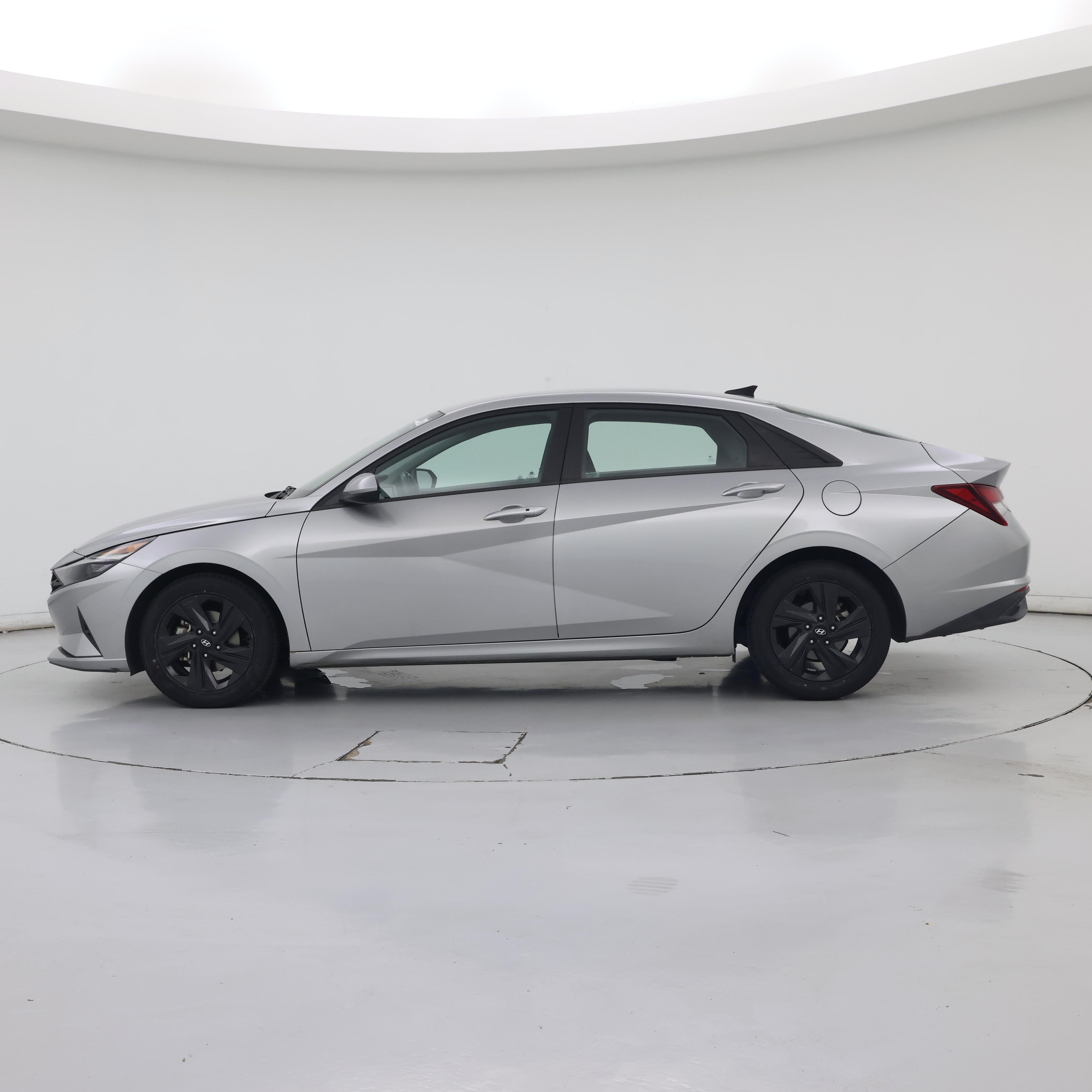 Thumbnail: 2021 Hyundai Elantra - 7