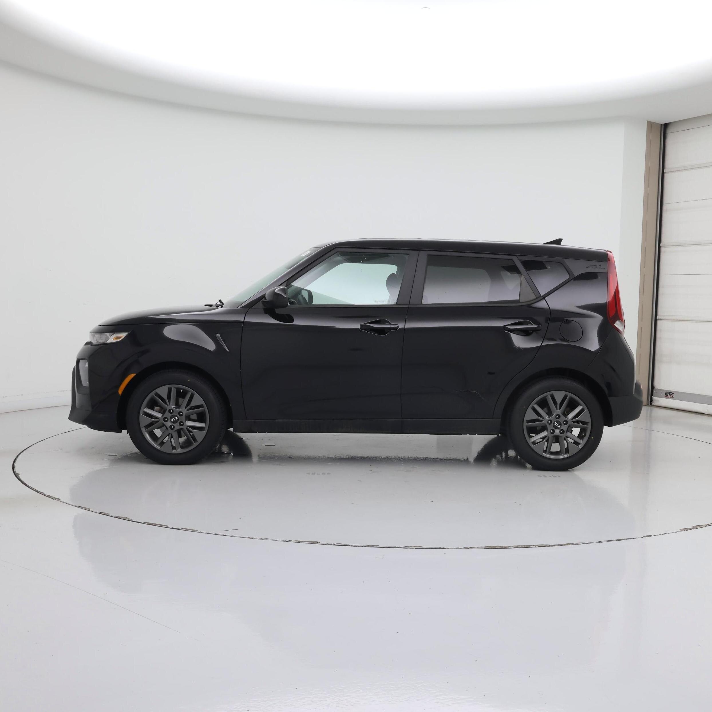 Thumbnail: 2021 Kia Soul - 3