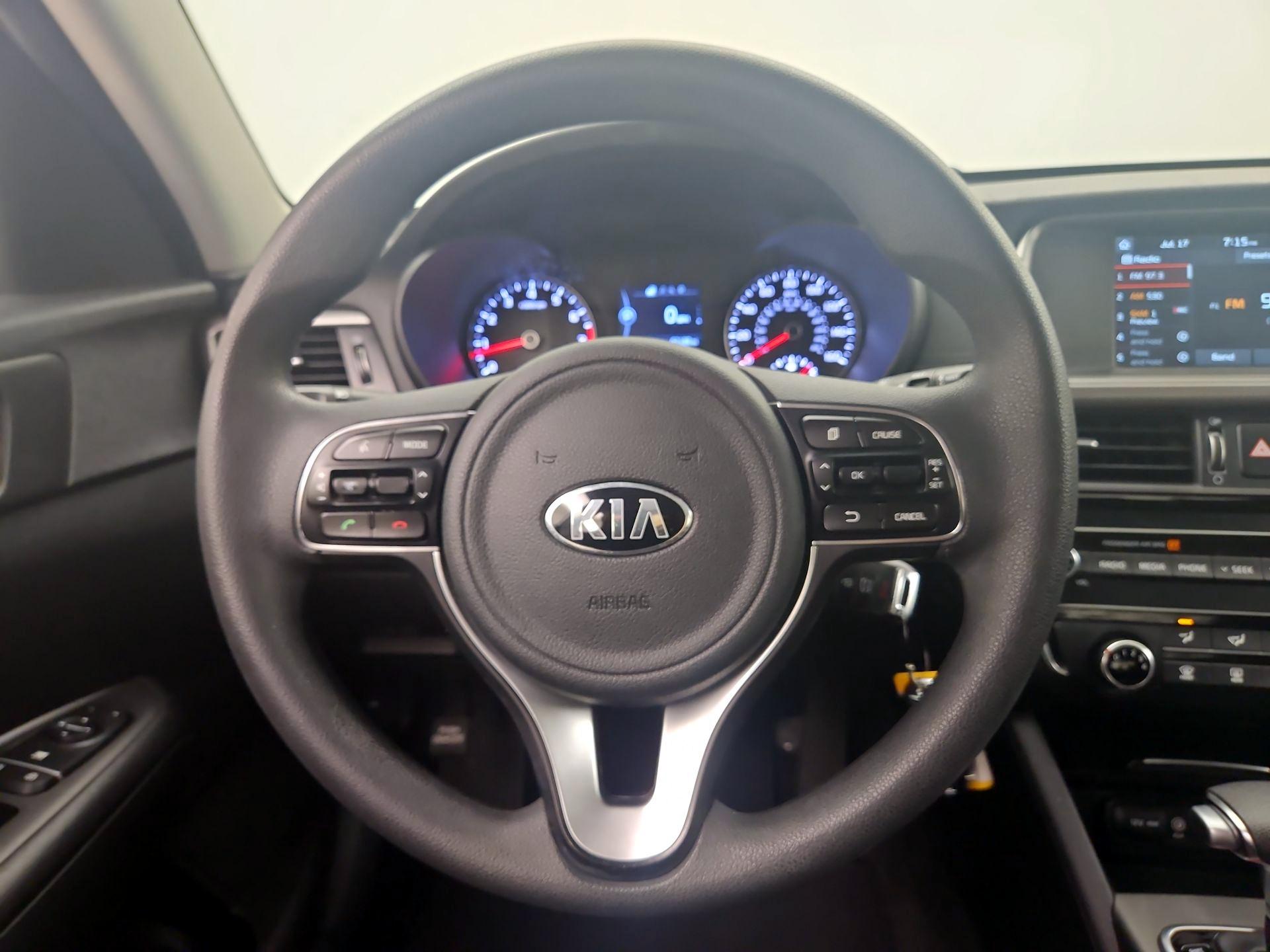 Thumbnail: 2018 Kia Optima - 10