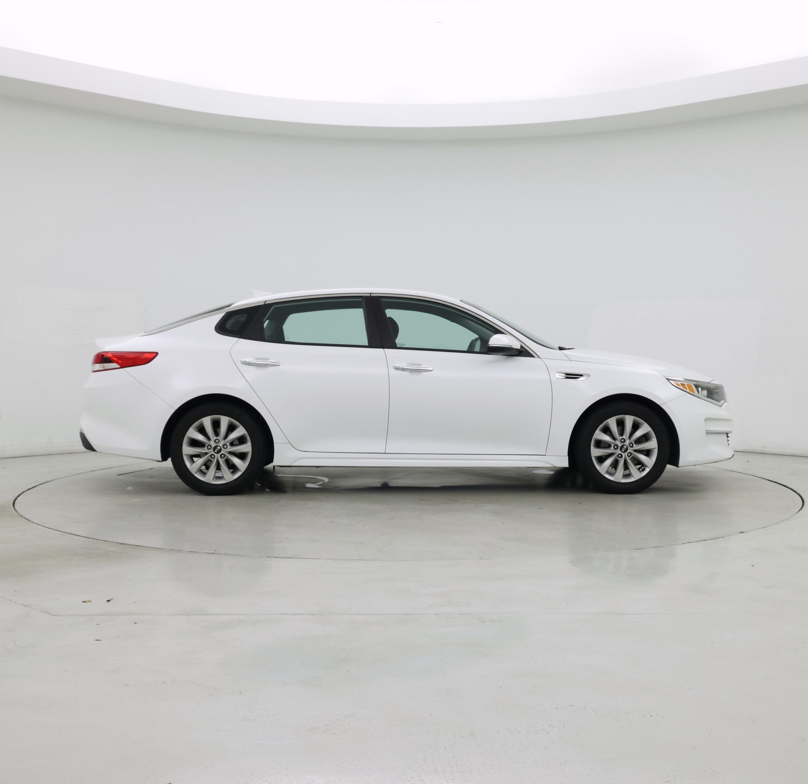 Thumbnail: 2018 Kia Optima - 7