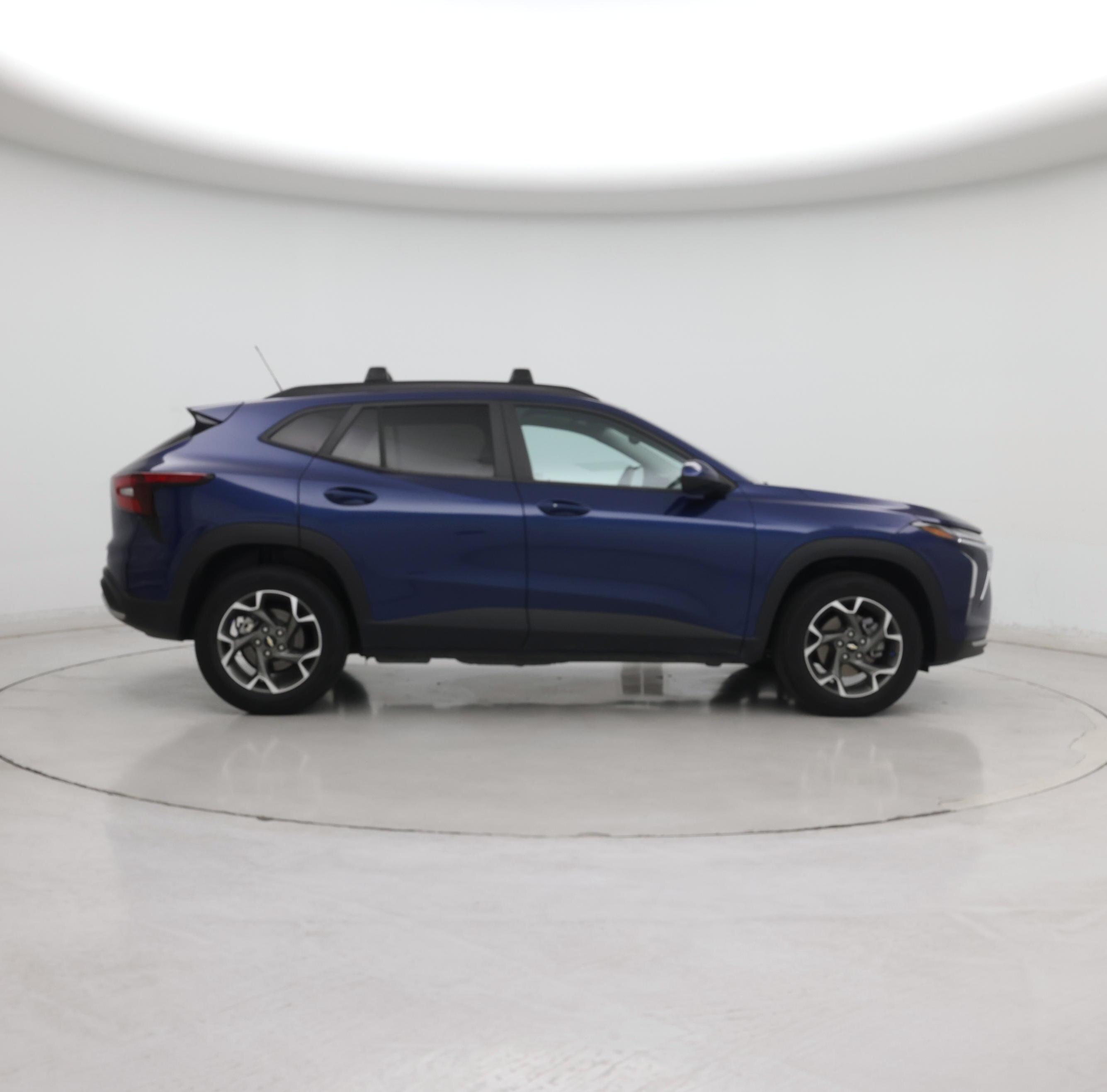 Thumbnail: 2024 Chevrolet Trax - 7