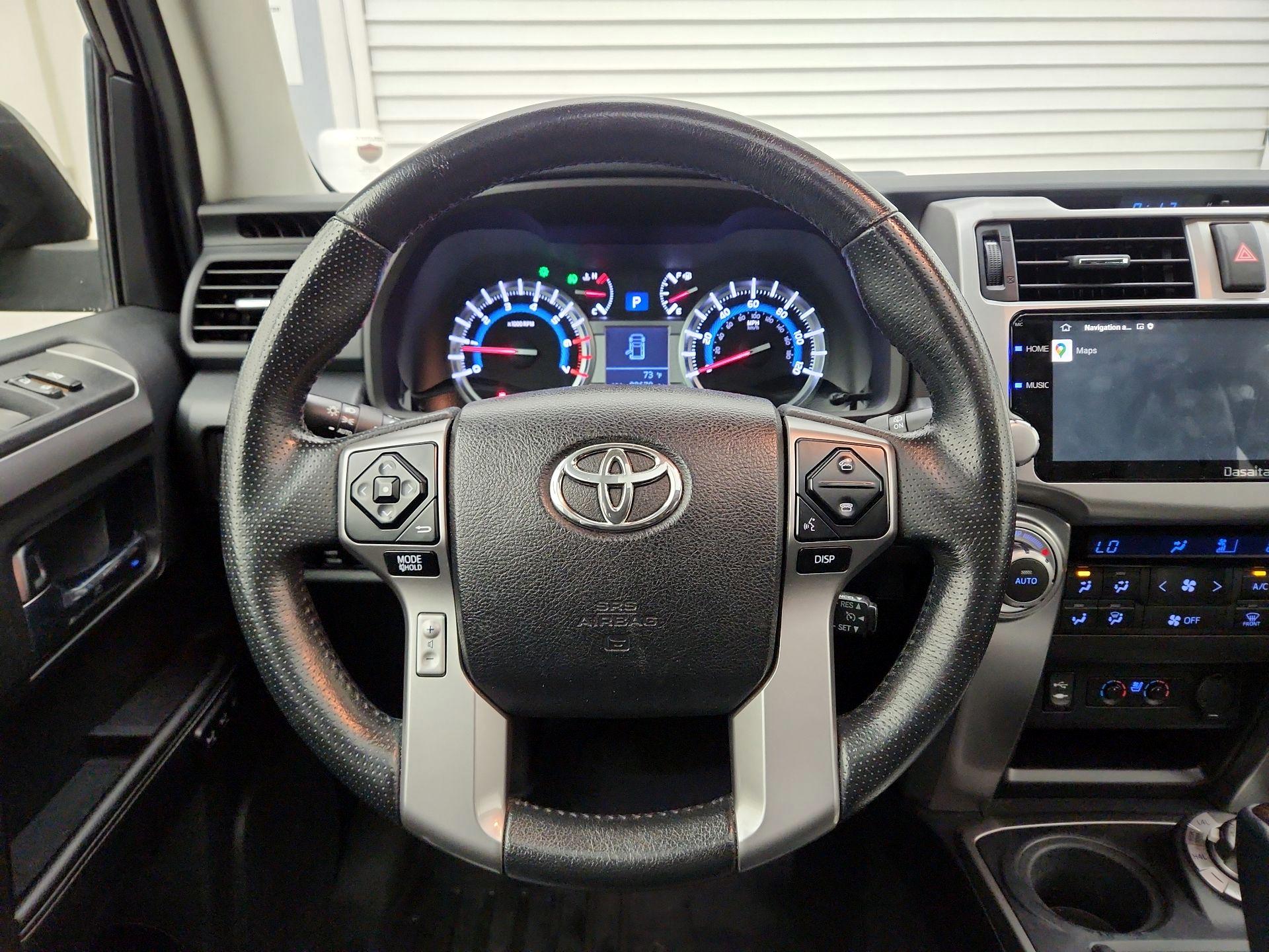 Thumbnail: 2014 Toyota 4Runner - 10