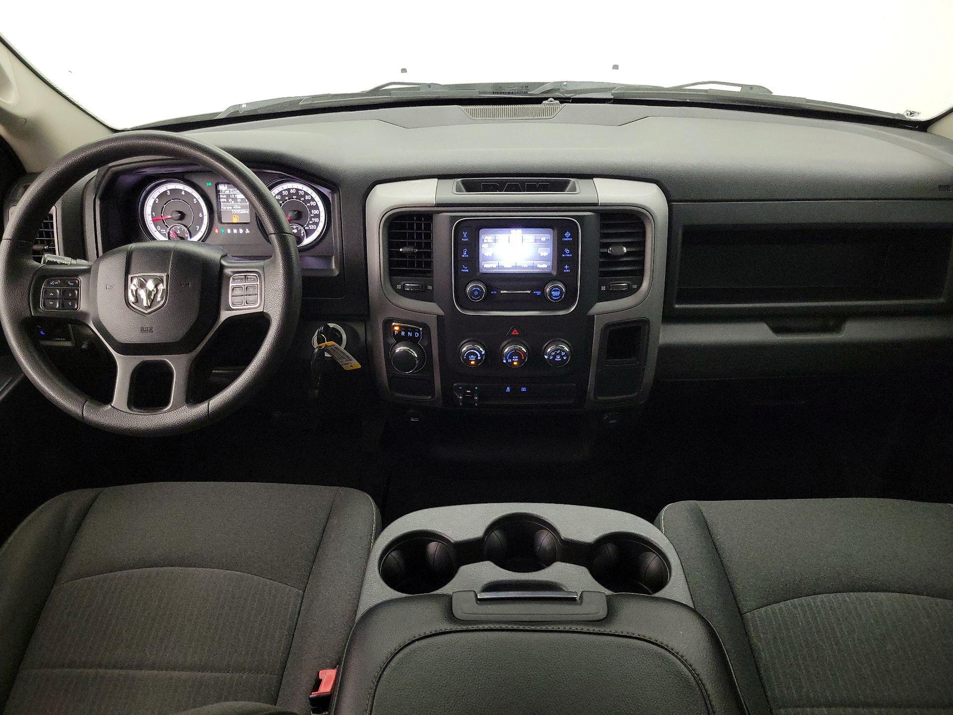 Thumbnail: 2021 RAM 1500 Classic - 9