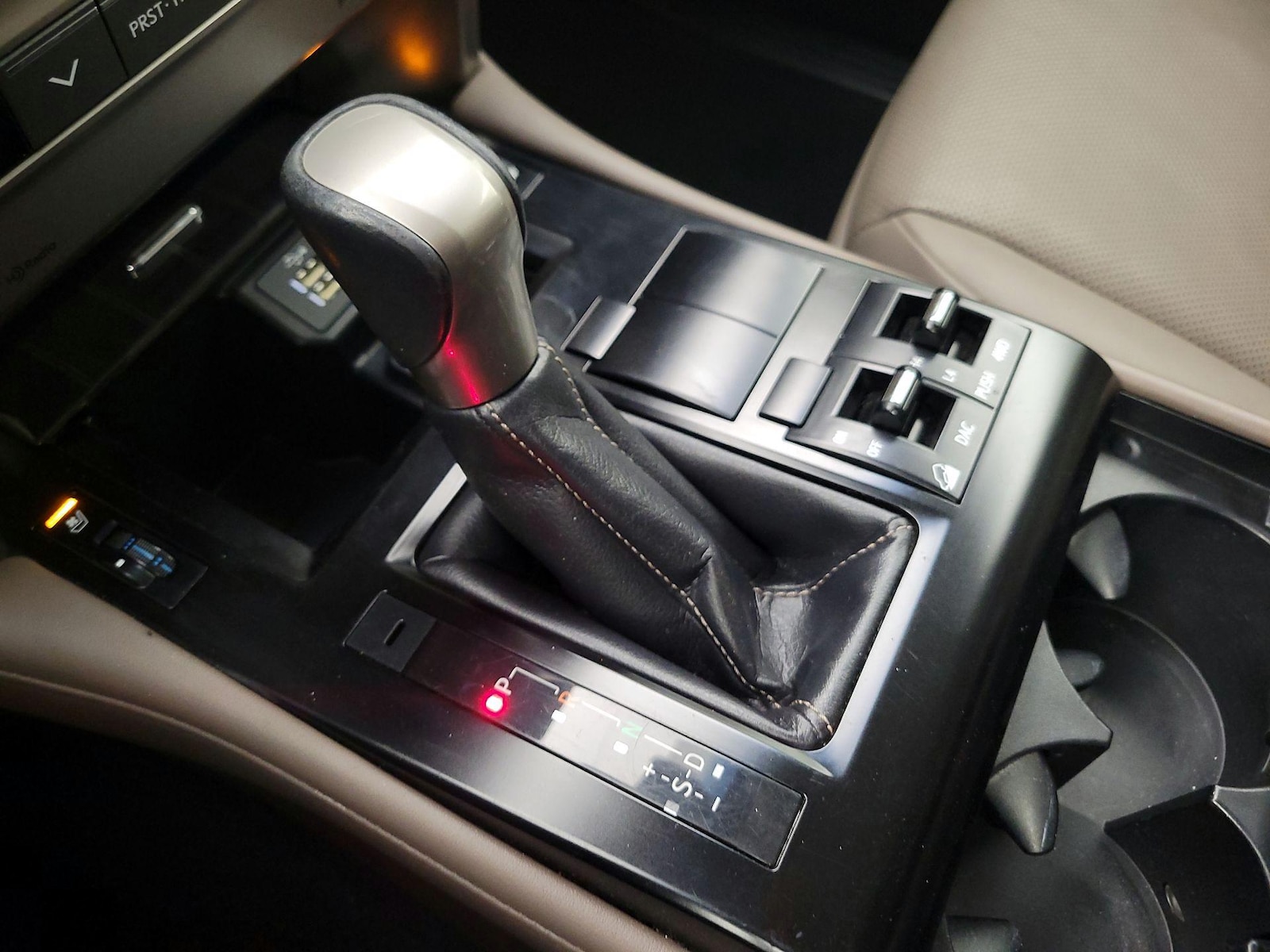 2020 Lexus GX PREMIUM - Photo 19