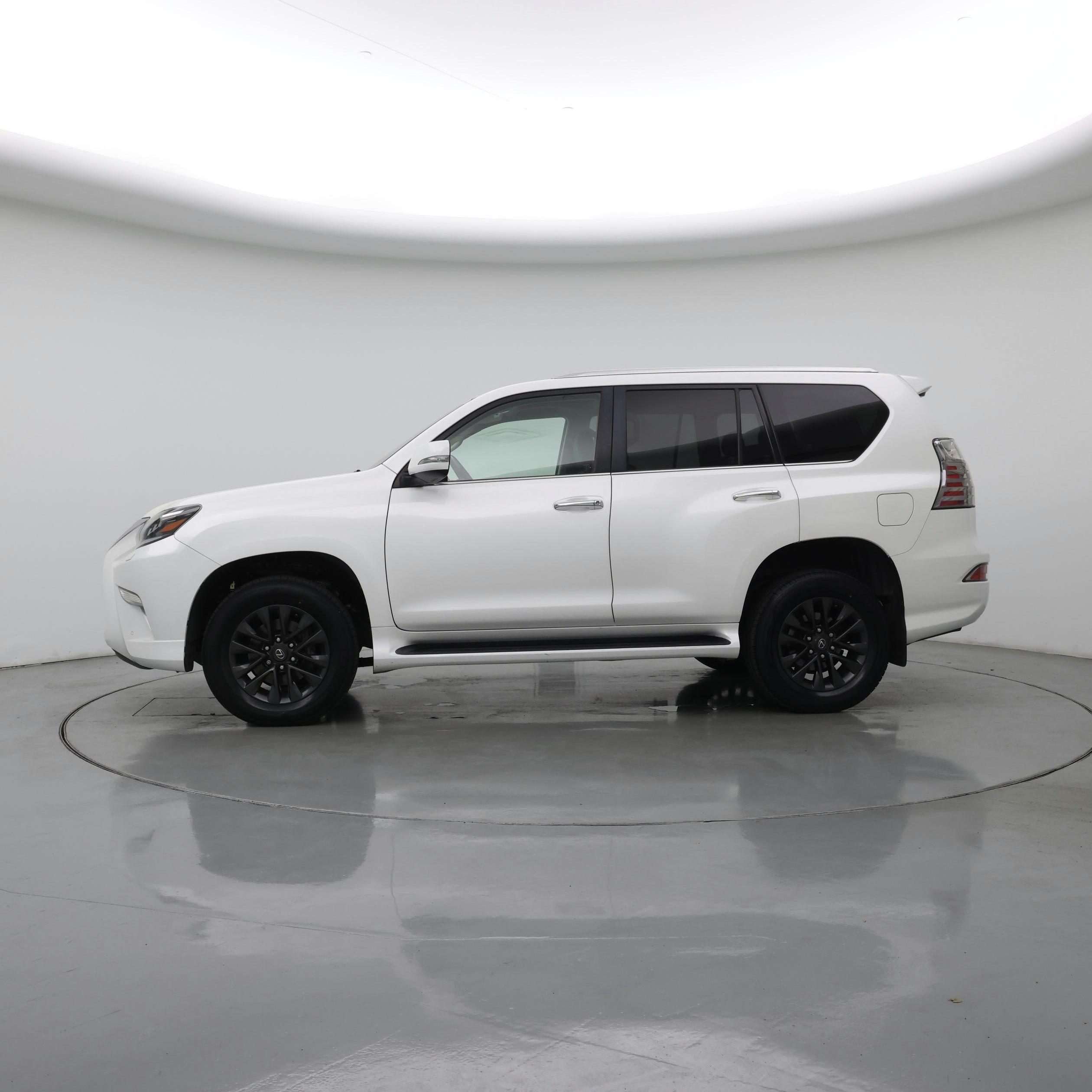 Thumbnail: 2020 Lexus GX - 3