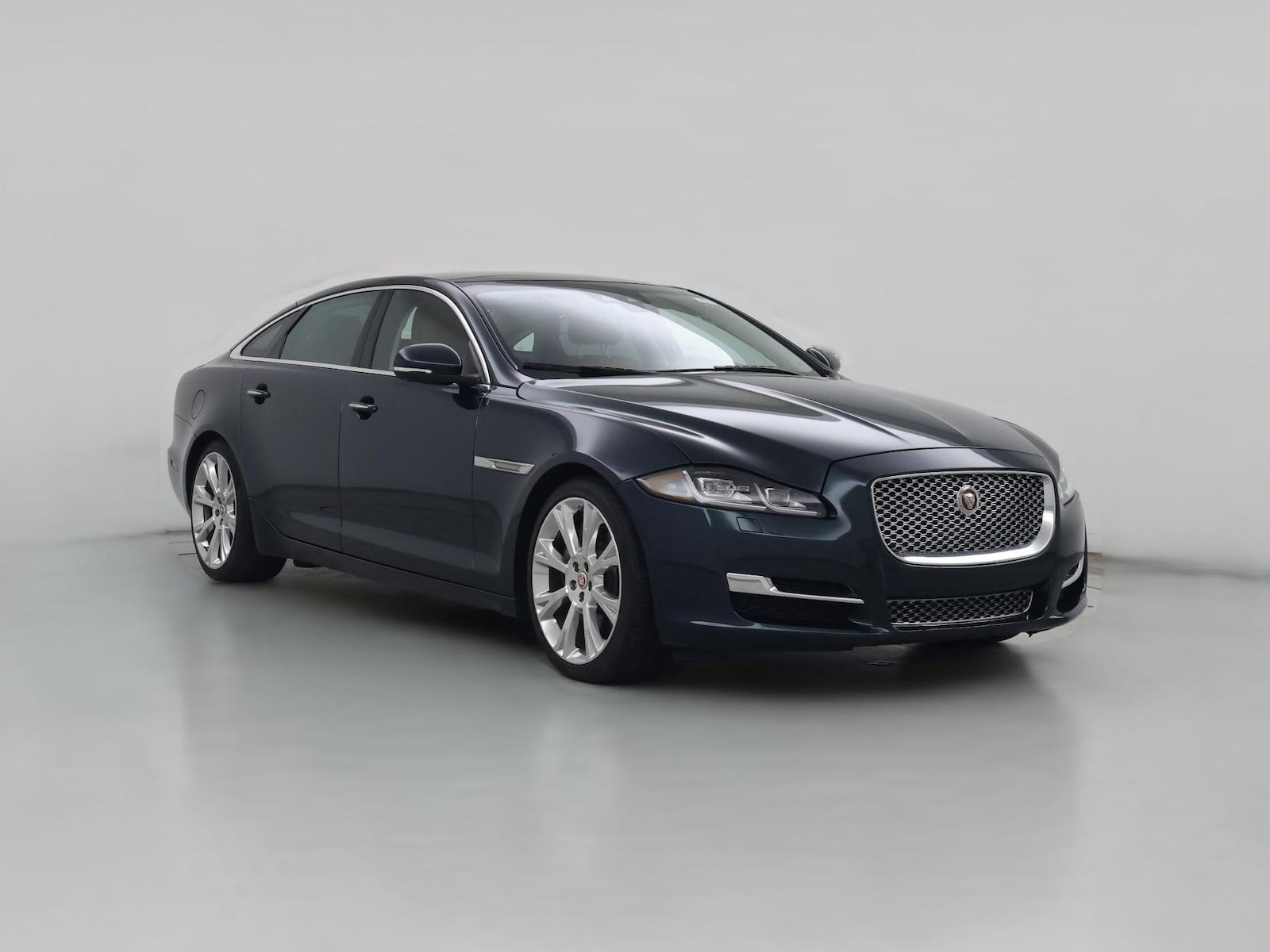 2019 Jaguar XJ
