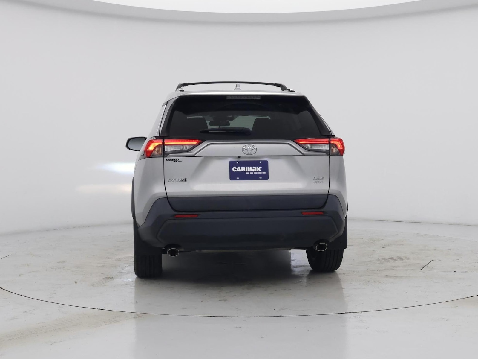 2020 Toyota RAV4 XLE Premium - Photo 7
