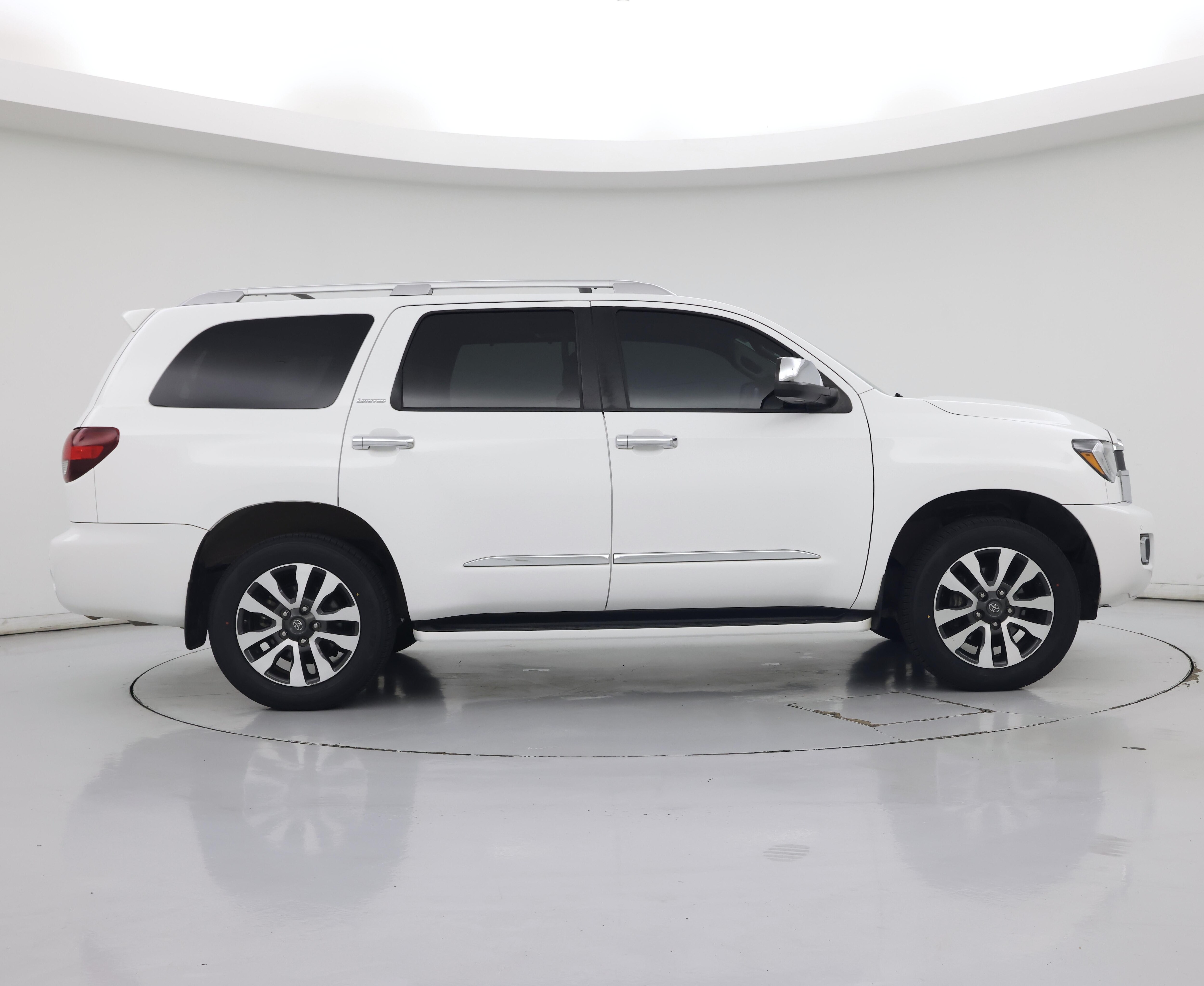Thumbnail: 2019 Toyota Sequoia - 7