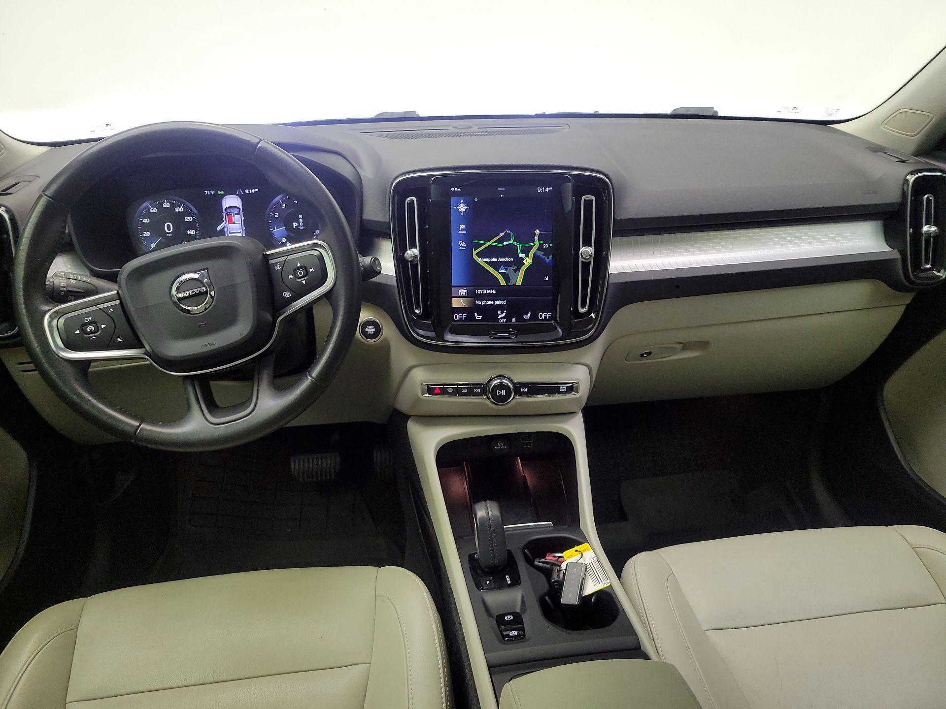 Thumbnail: 2019 Volvo XC40 - 9