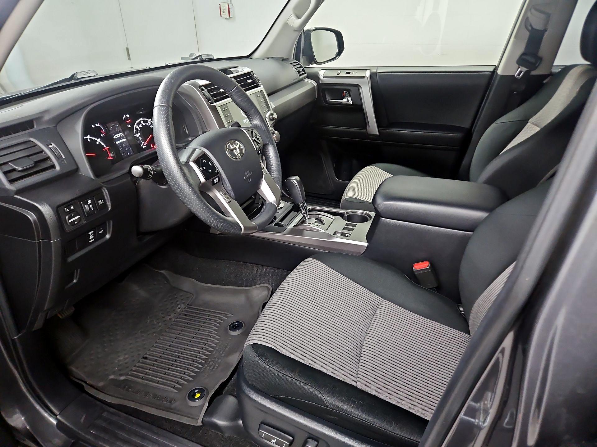 Thumbnail: 2022 Toyota 4Runner - 11