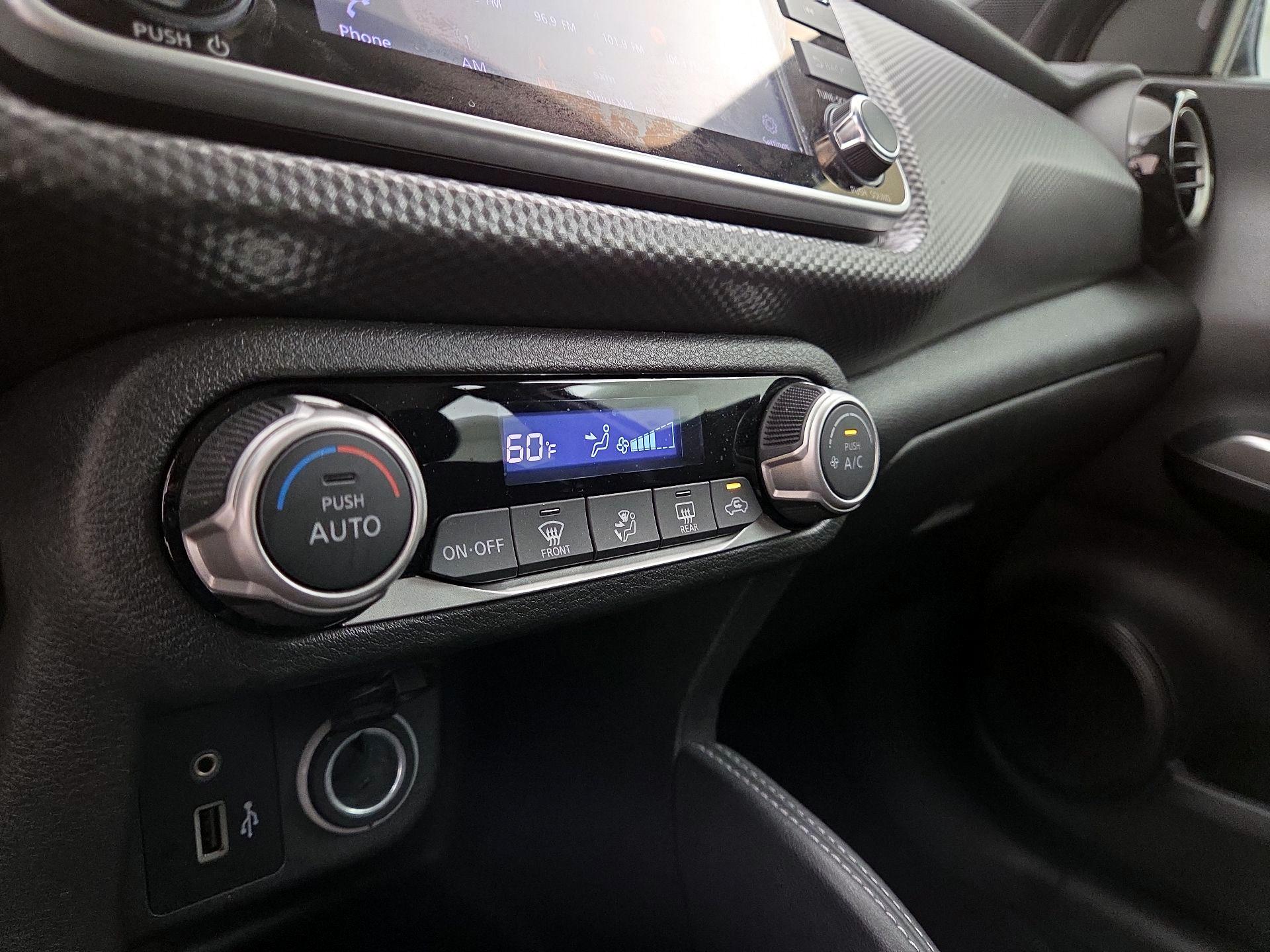 Thumbnail: 2019 Nissan Kicks - 15