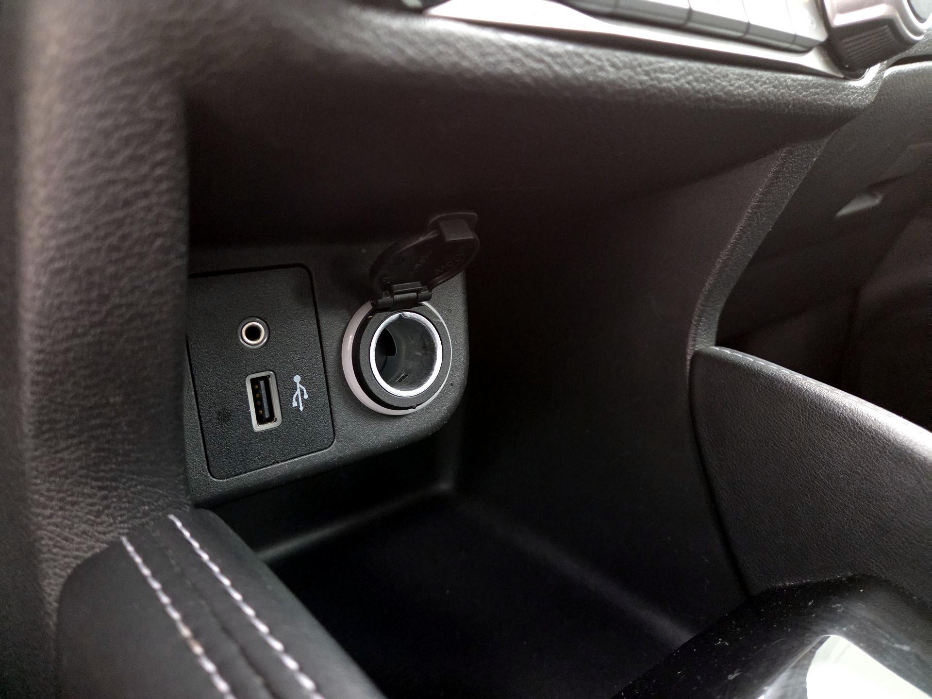 Thumbnail: 2019 Nissan Kicks - 17