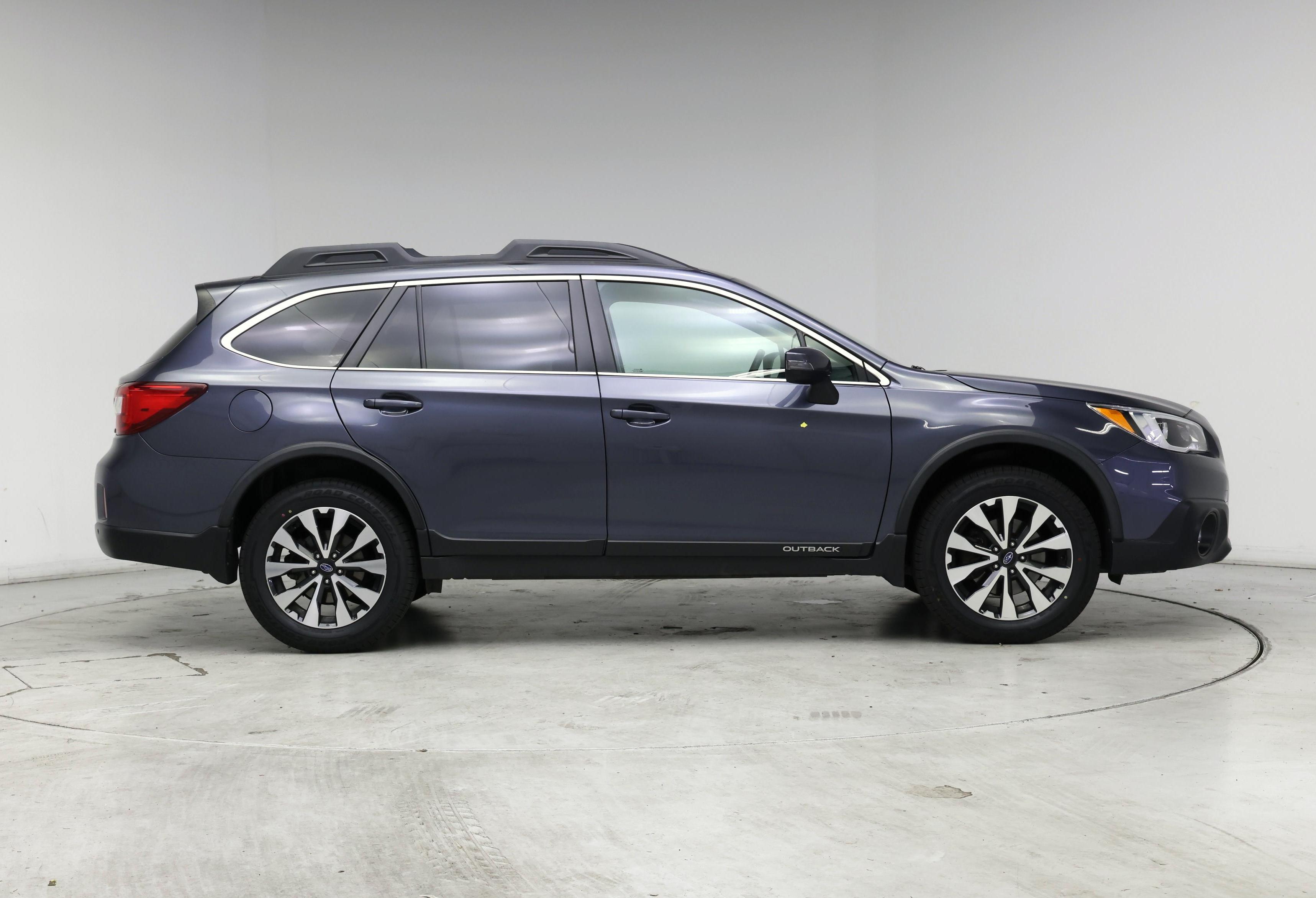Thumbnail: 2017 Subaru Outback - 7