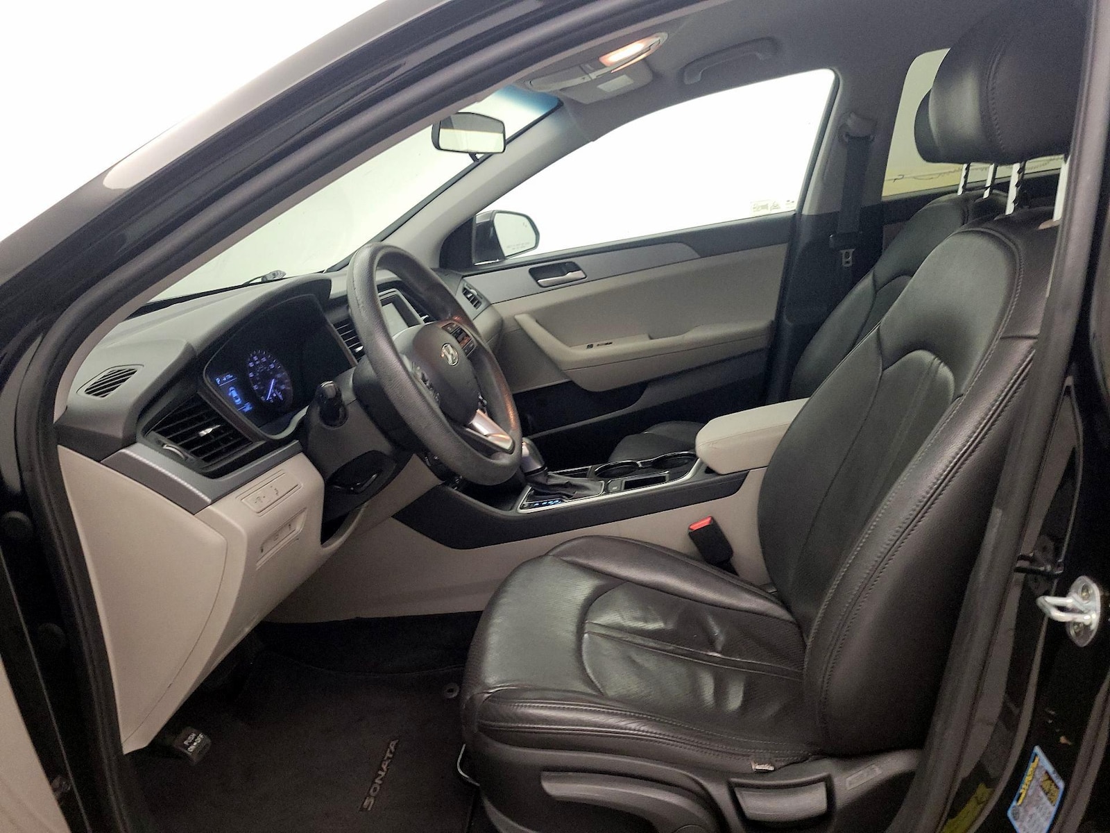 2018 Hyundai Sonata SE - Photo 12