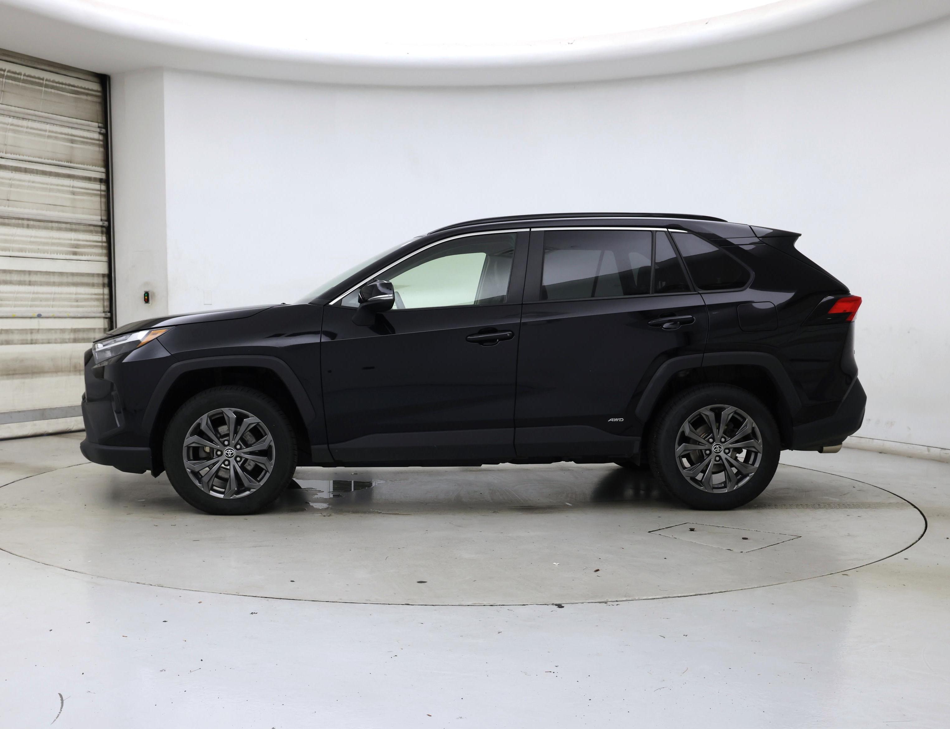 Thumbnail: 2024 Toyota RAV4 - 3