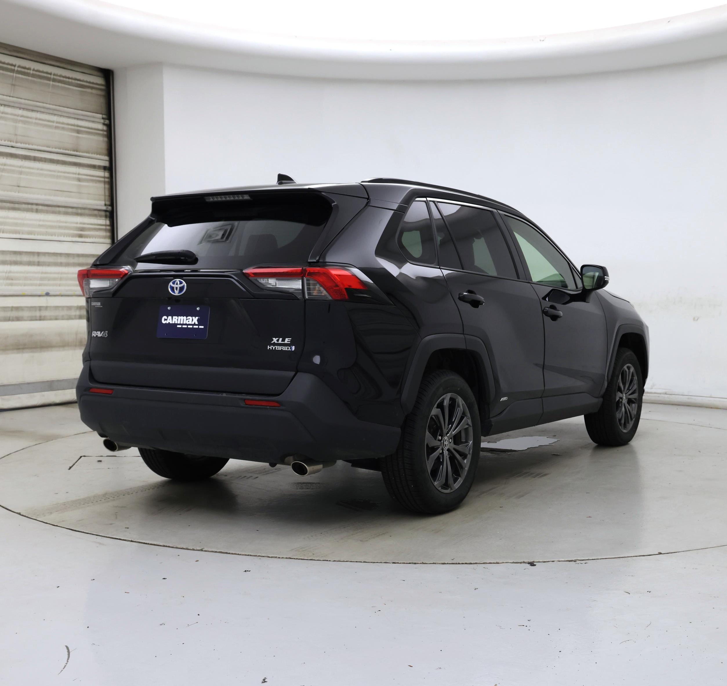 Thumbnail: 2024 Toyota RAV4 - 8