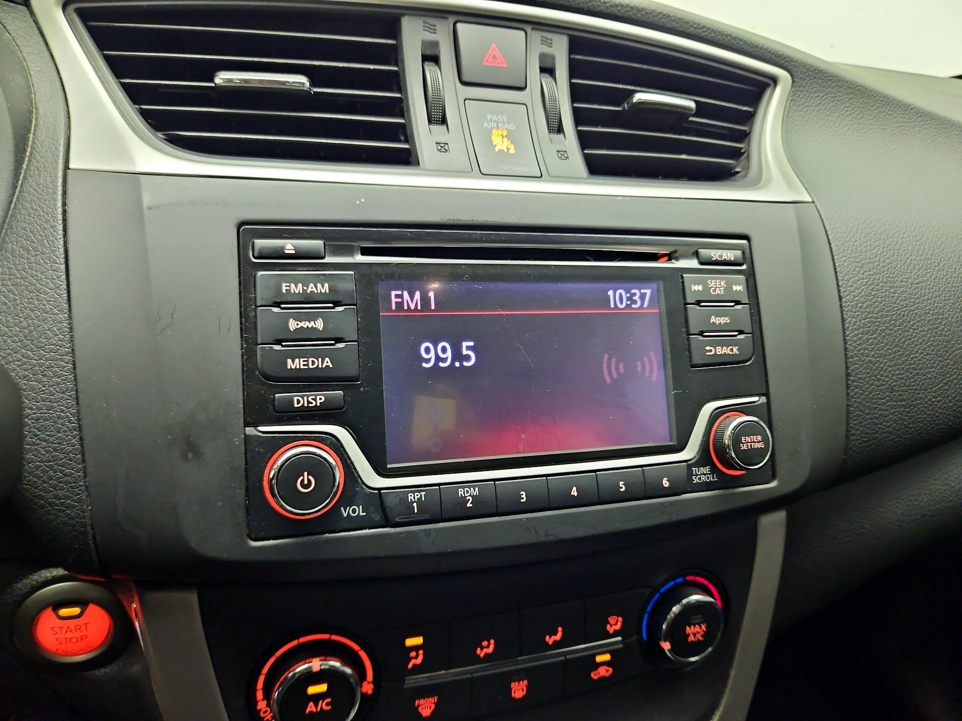 Thumbnail: 2015 Nissan Sentra - 15