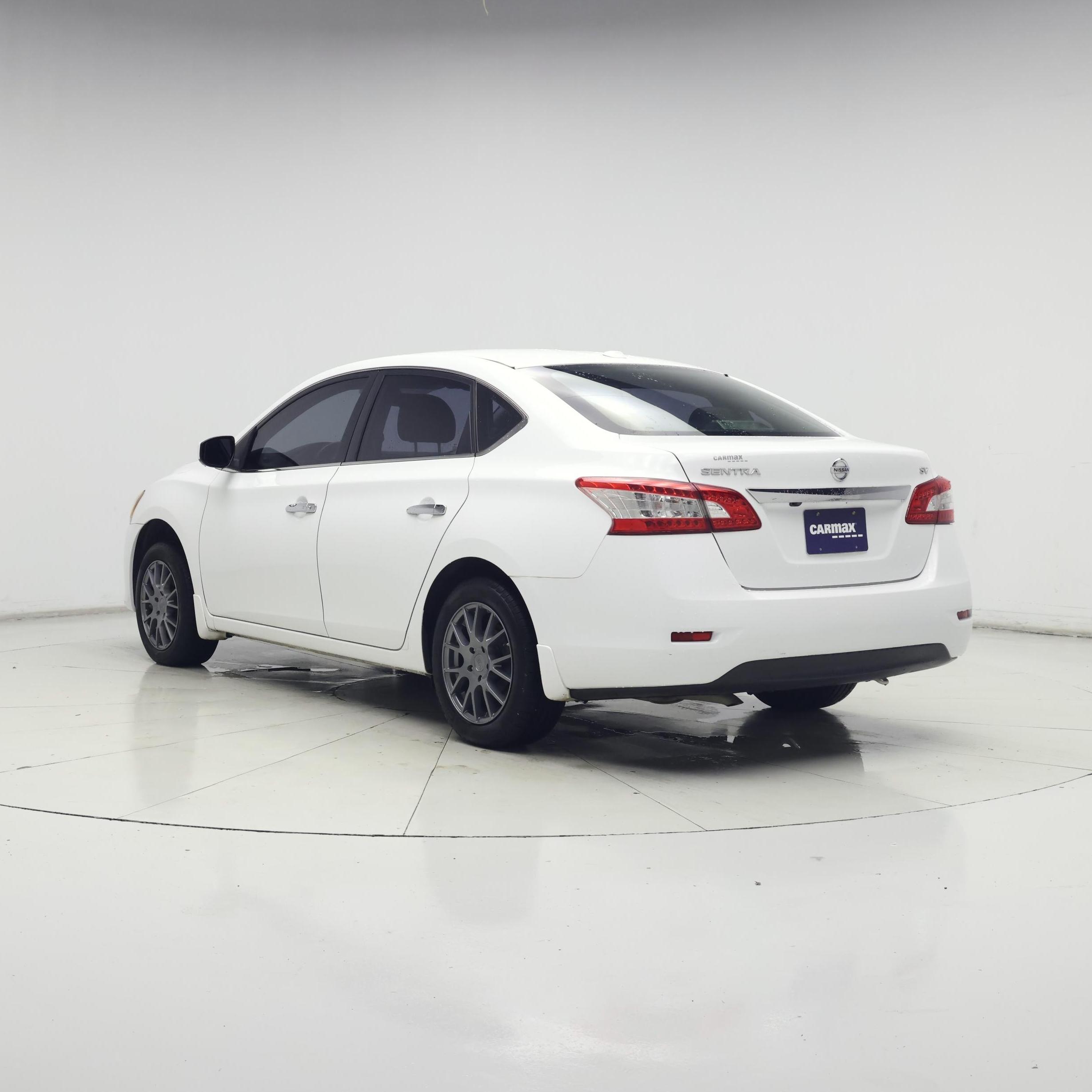 Thumbnail: 2015 Nissan Sentra - 2