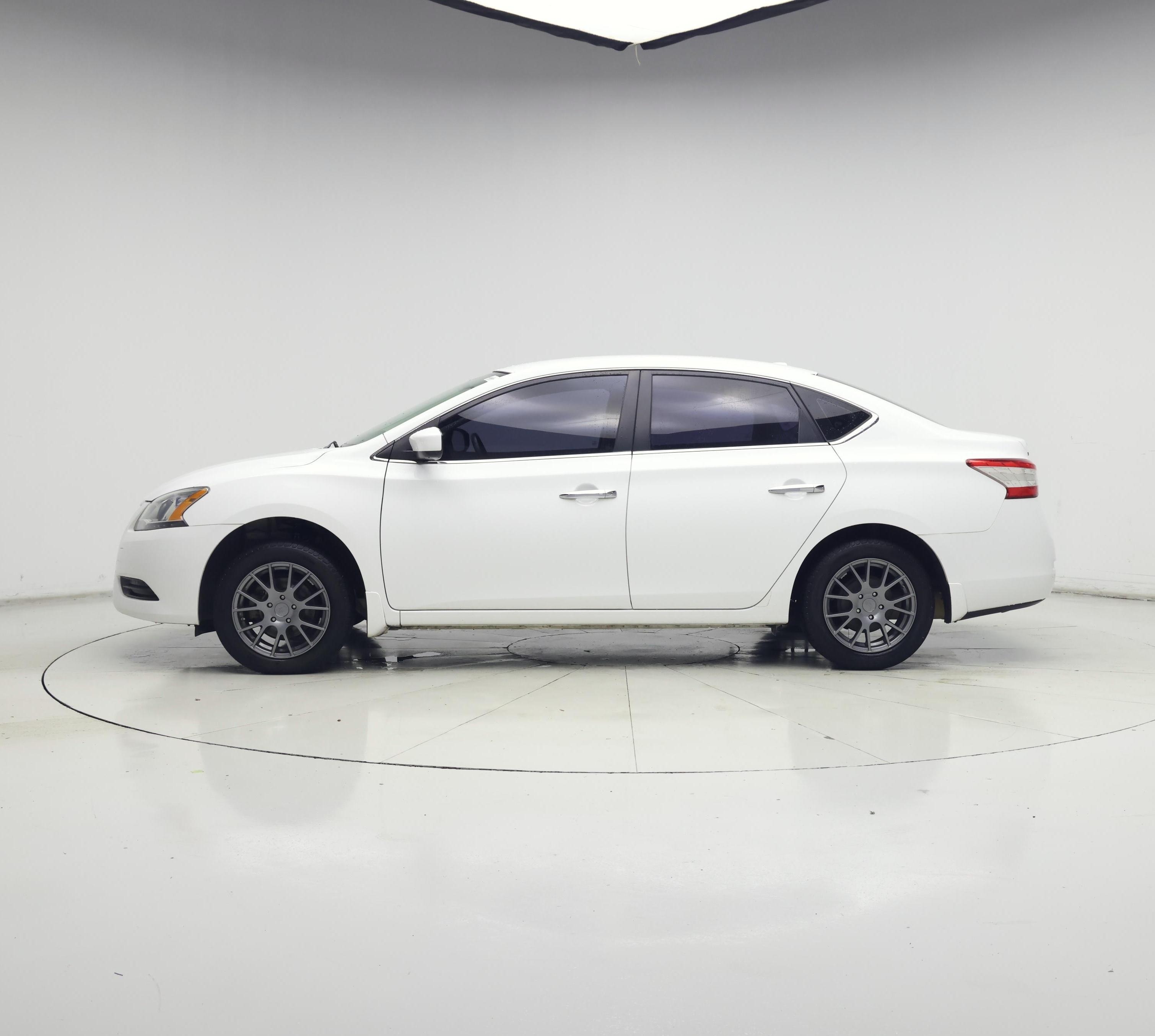 Thumbnail: 2015 Nissan Sentra - 3