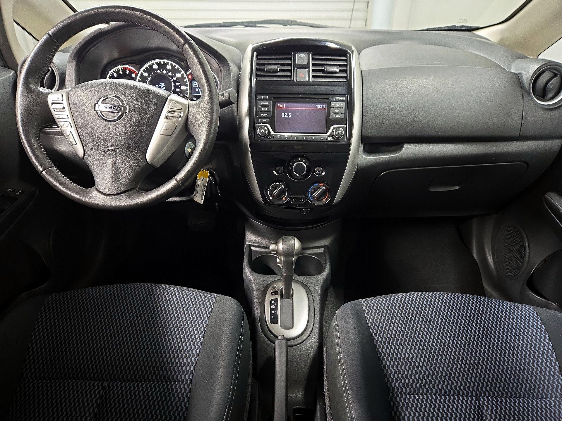 Thumbnail: 2016 Nissan Versa Note - 9