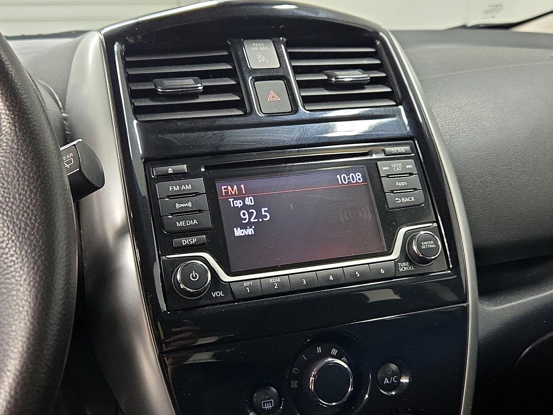 Thumbnail: 2016 Nissan Versa Note - 15