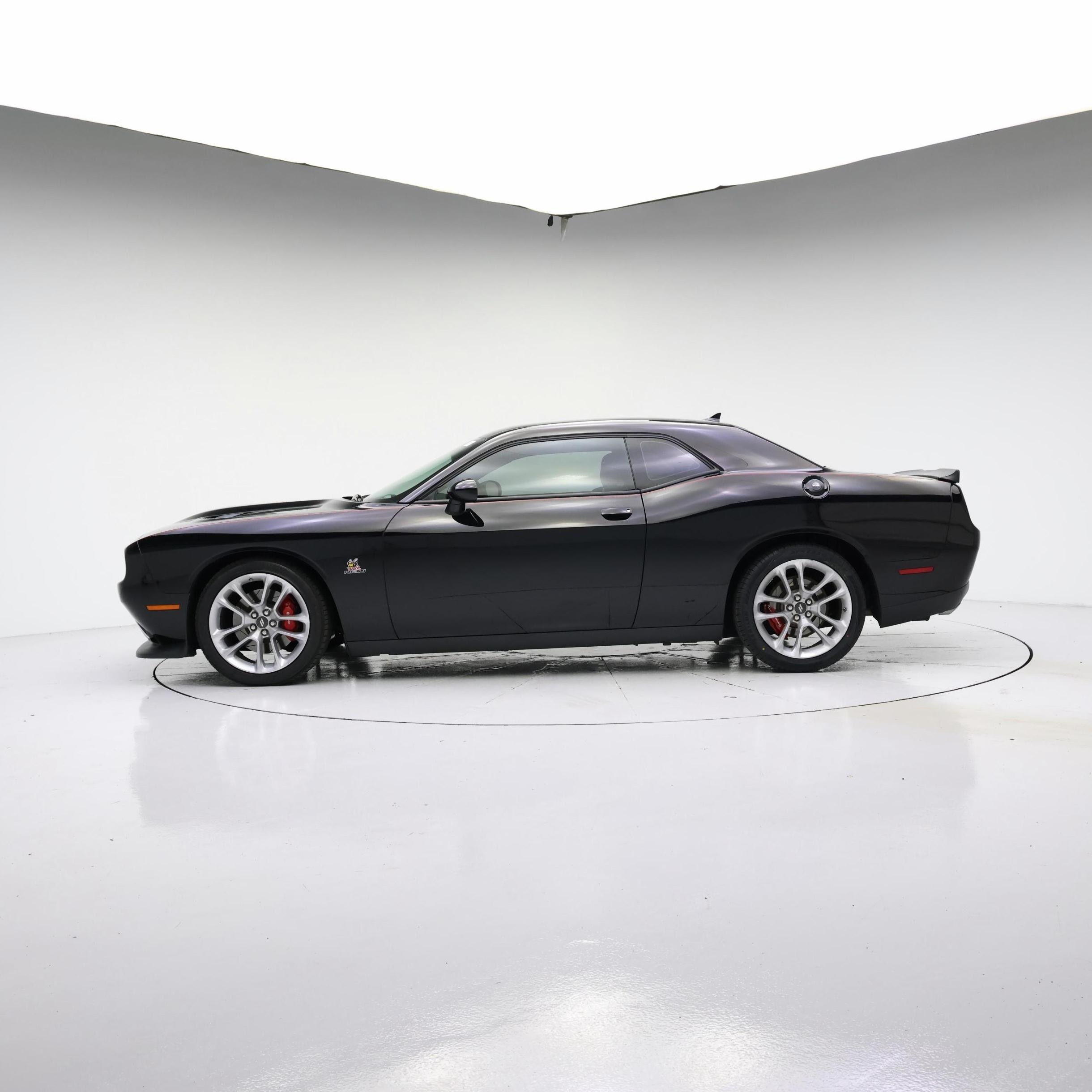 Thumbnail: 2020 Dodge Challenger - 3